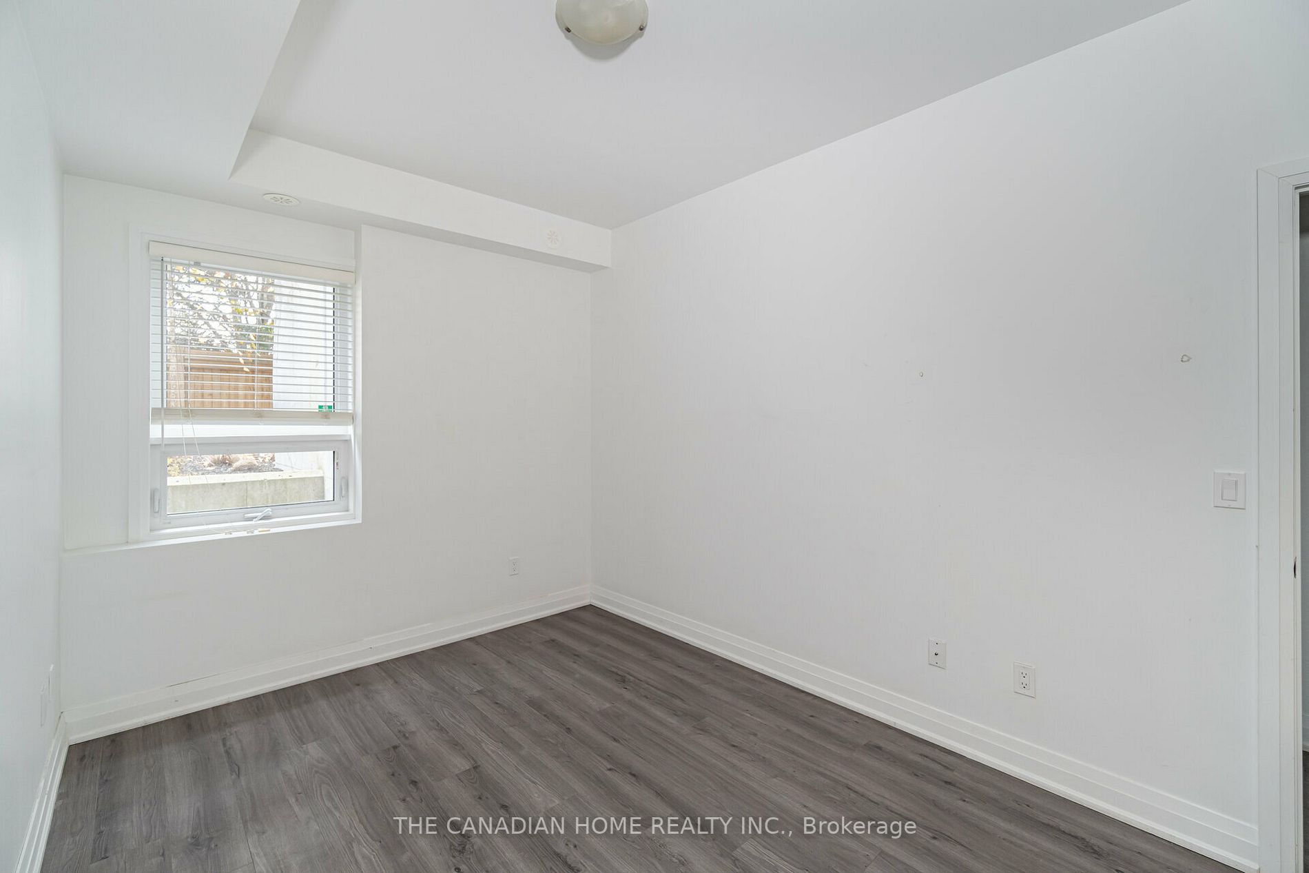 780 Sheppard Ave E, #31