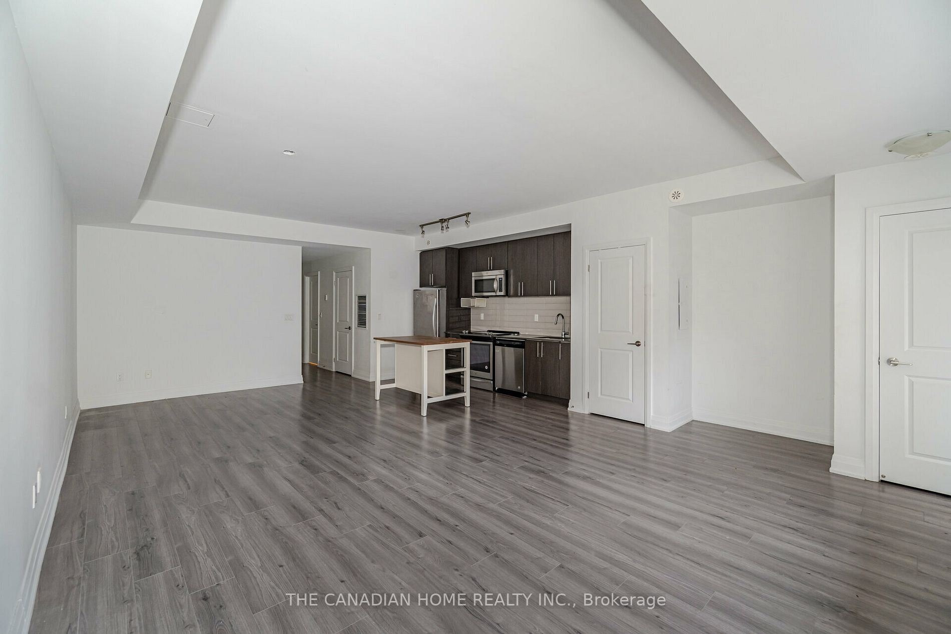 780 Sheppard Ave E, #31