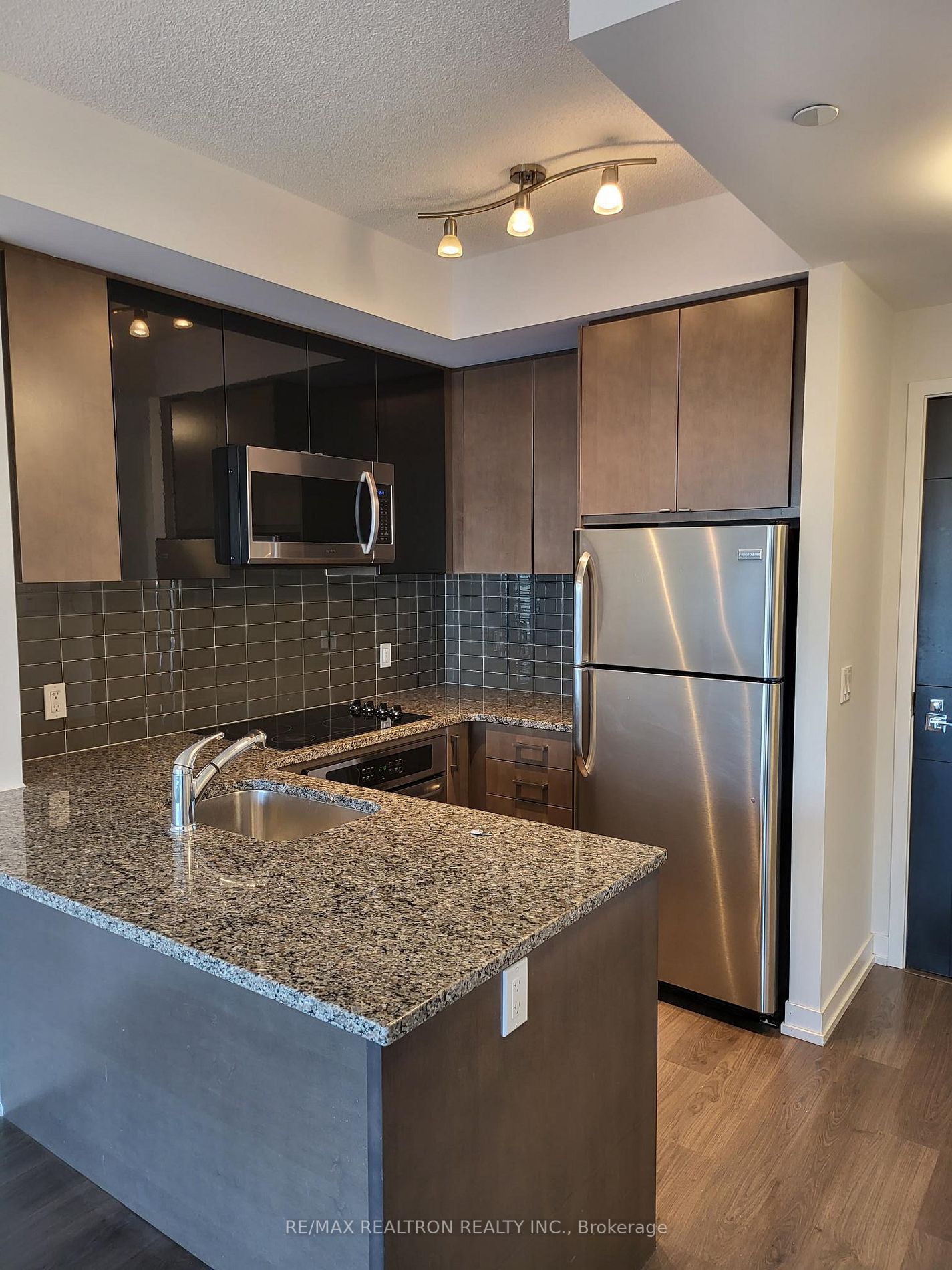 98 Lillian St, #2514