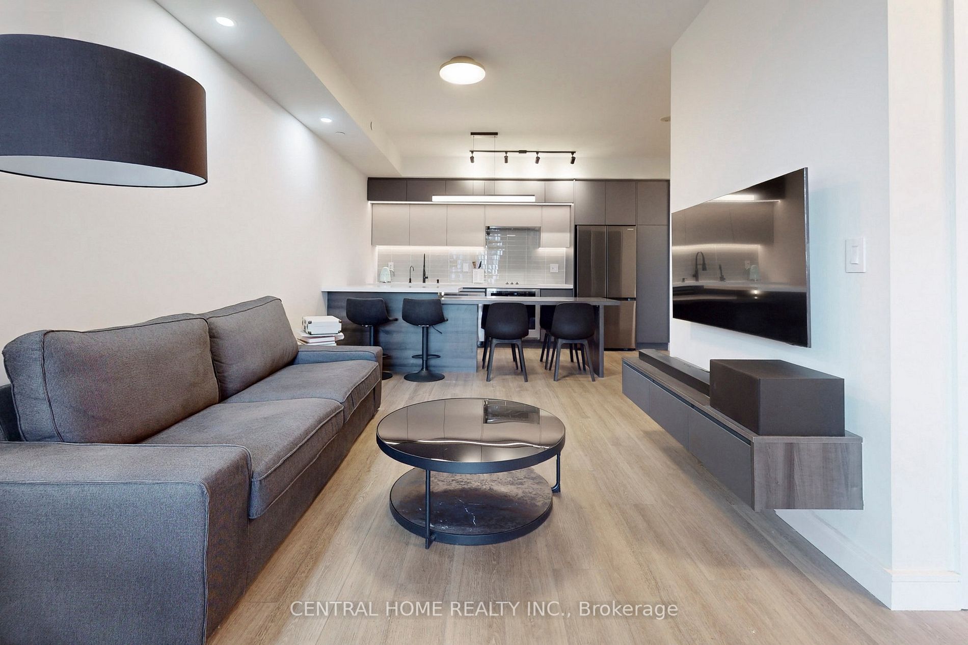 120 Harrison Garden Blvd, #1010