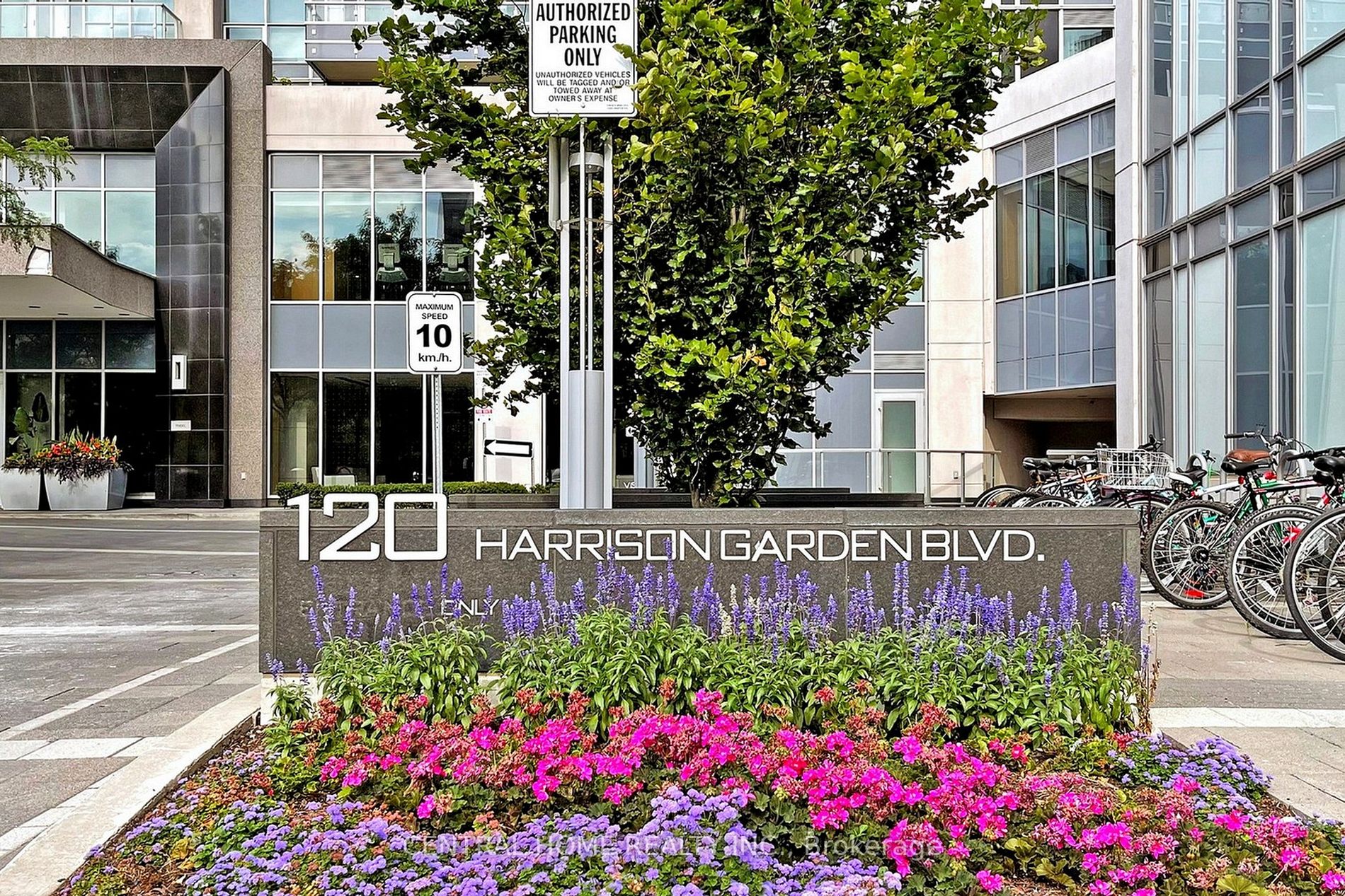 120 Harrison Garden Blvd, #1010