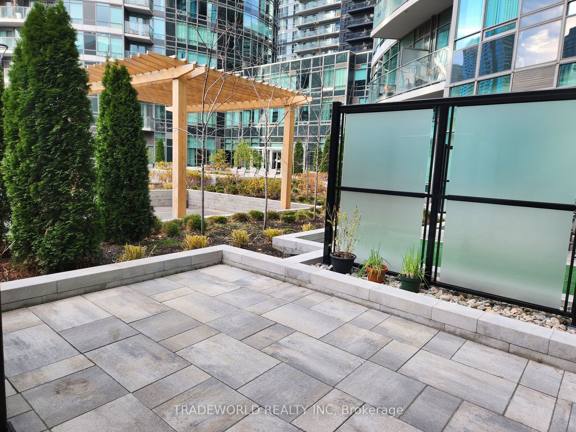 361 Front St W, #108