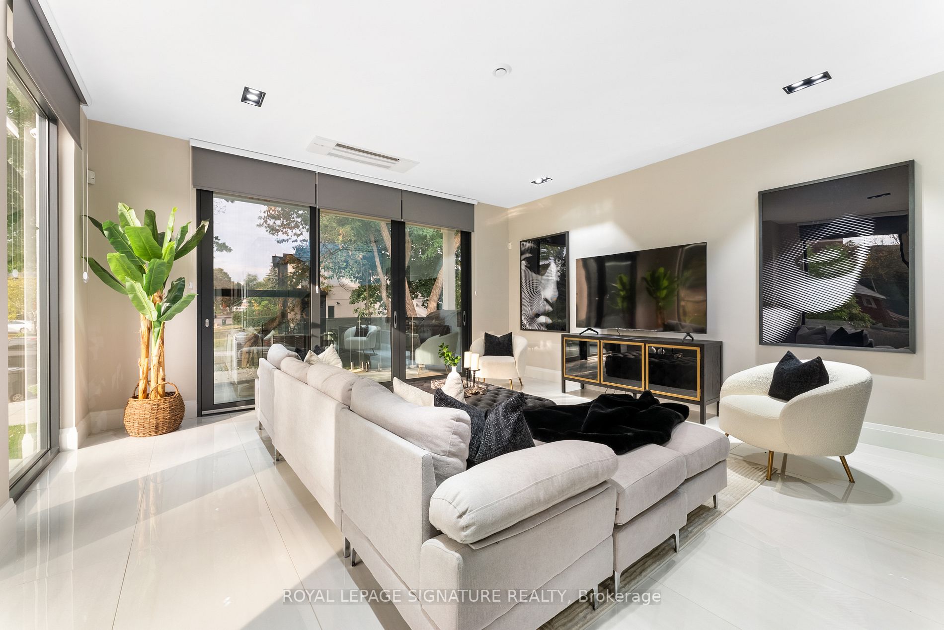 28 Kirkland Blvd