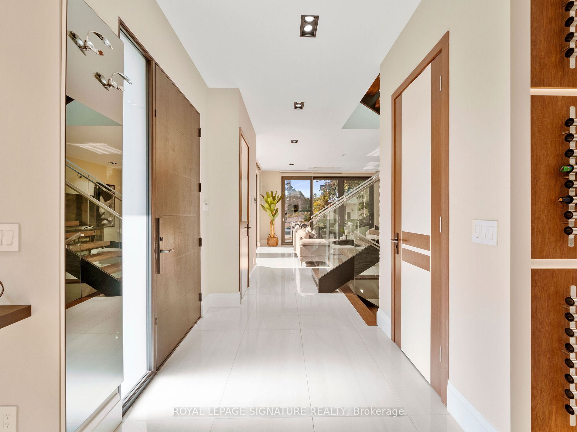 28 Kirkland Blvd