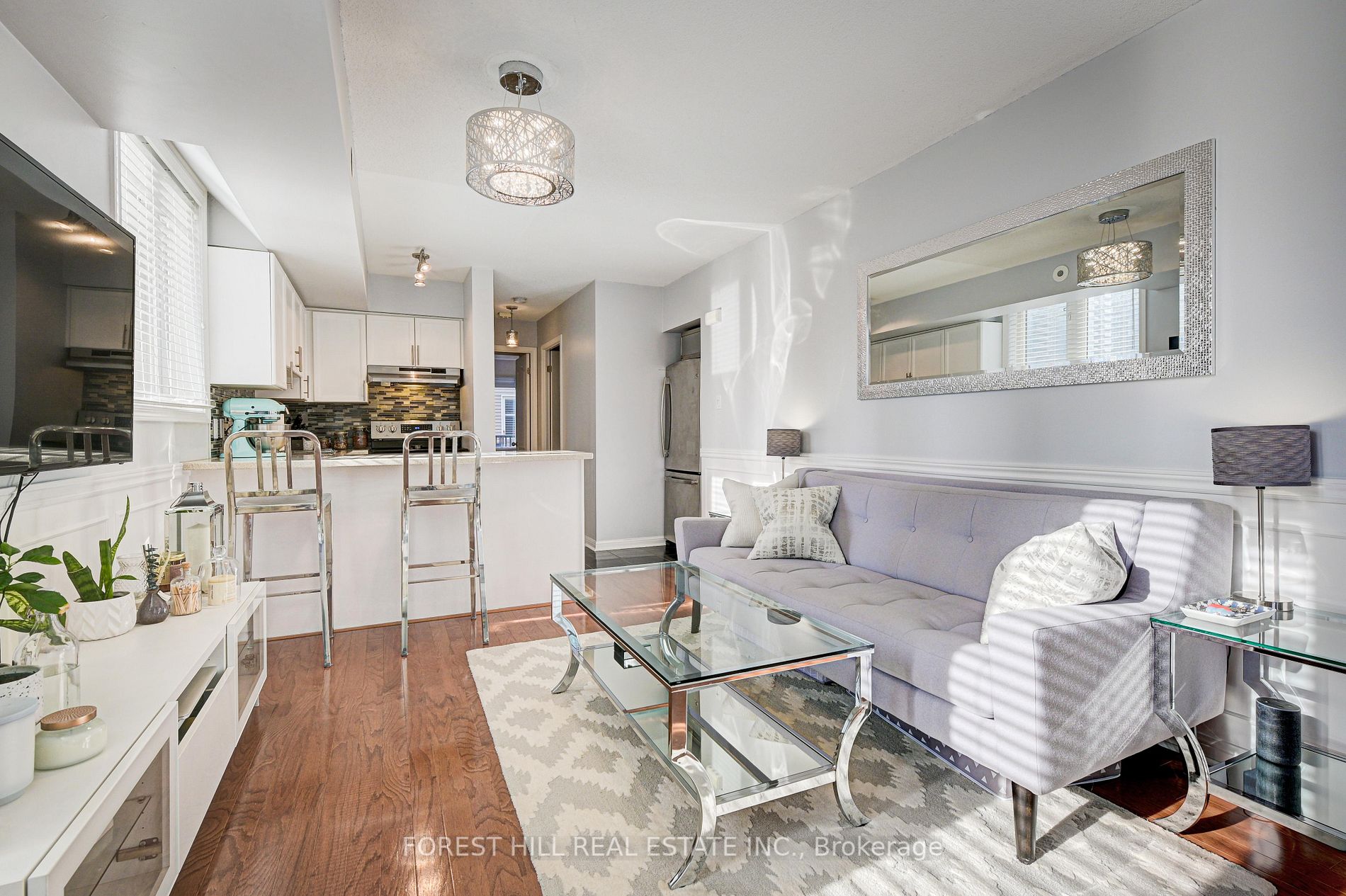 92 Strachan Ave, #638