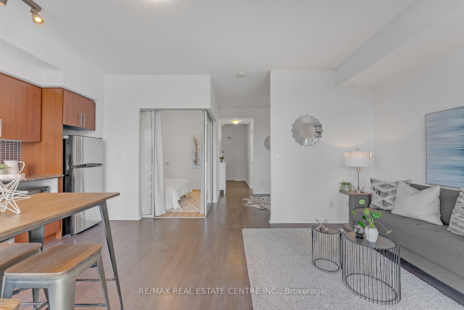 352 Front St W, #2113