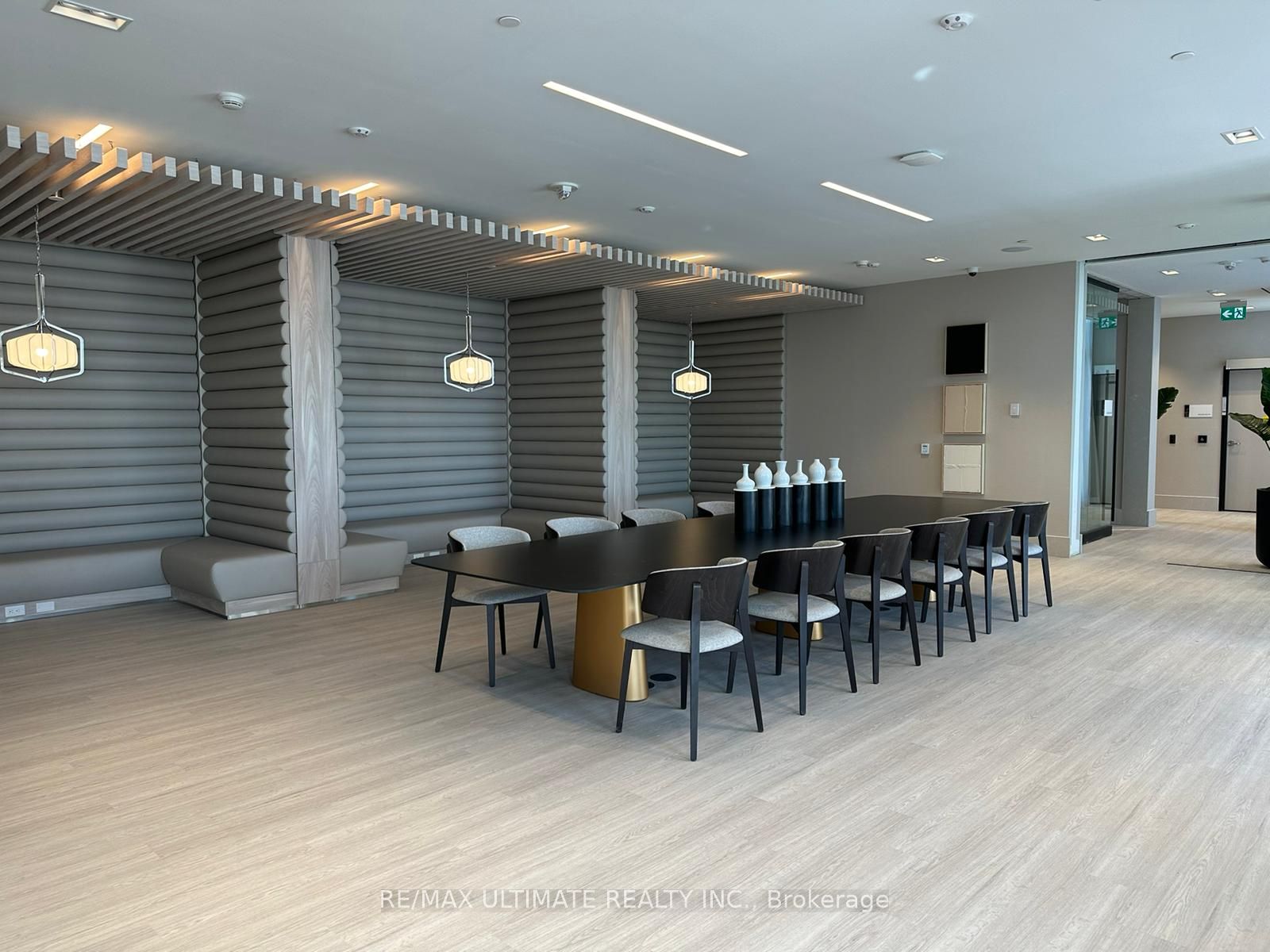 2020 Bathurst St, #335