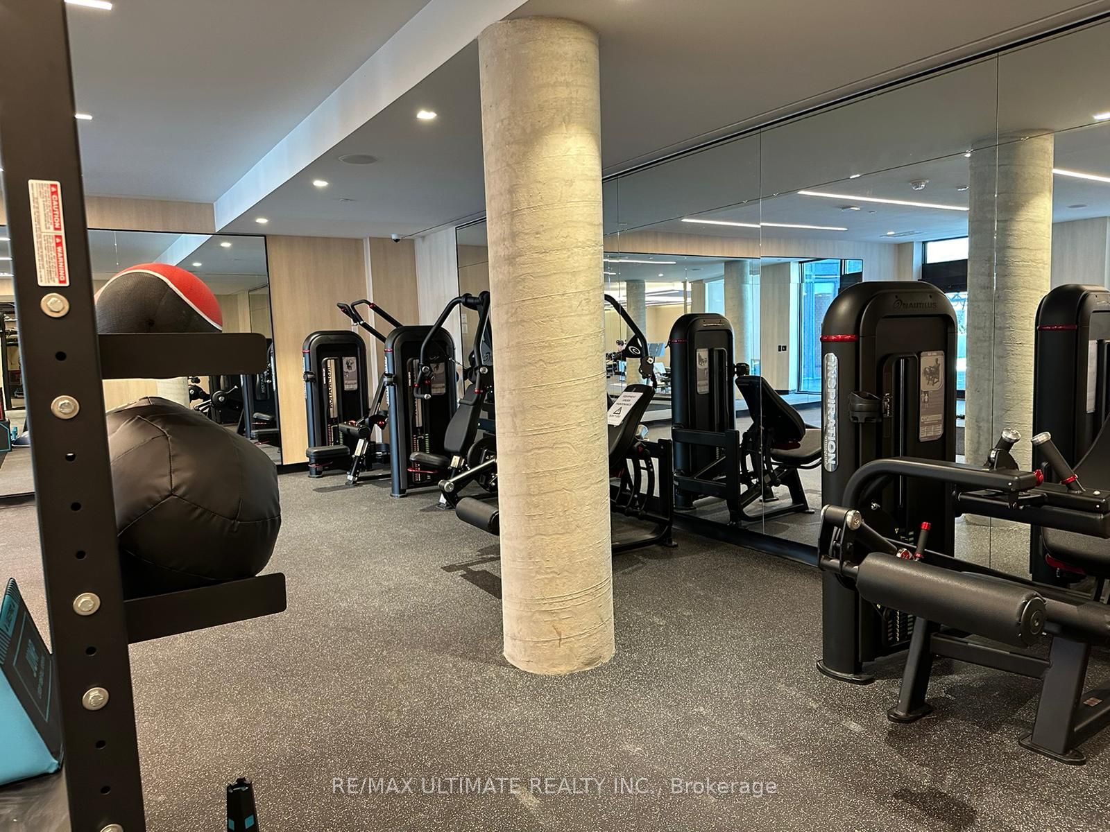 2020 Bathurst St, #335