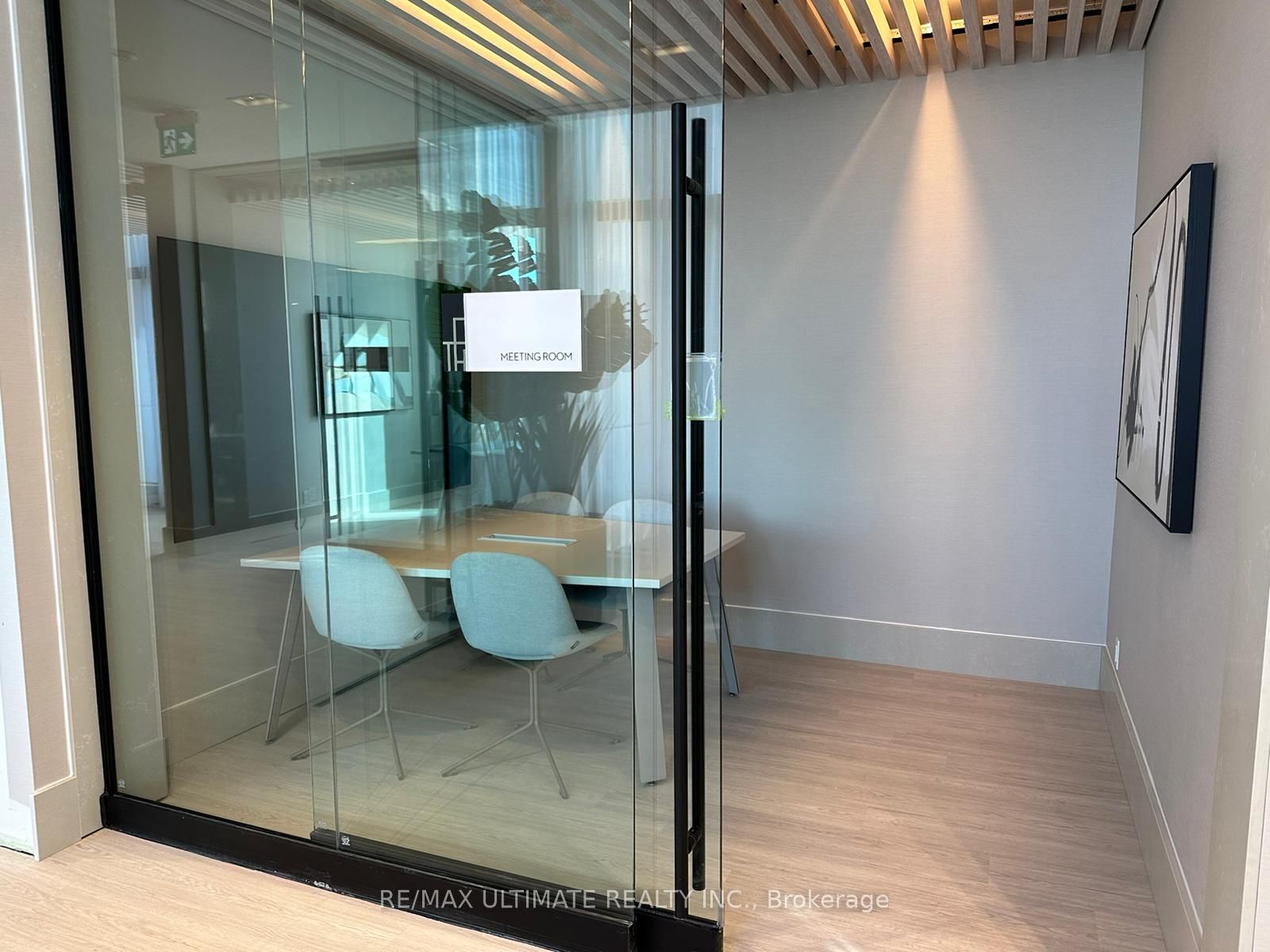 2020 Bathurst St, #335