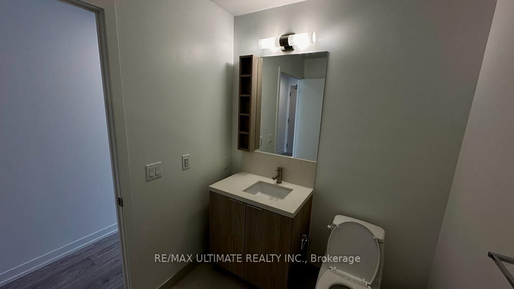 2020 Bathurst St, #335