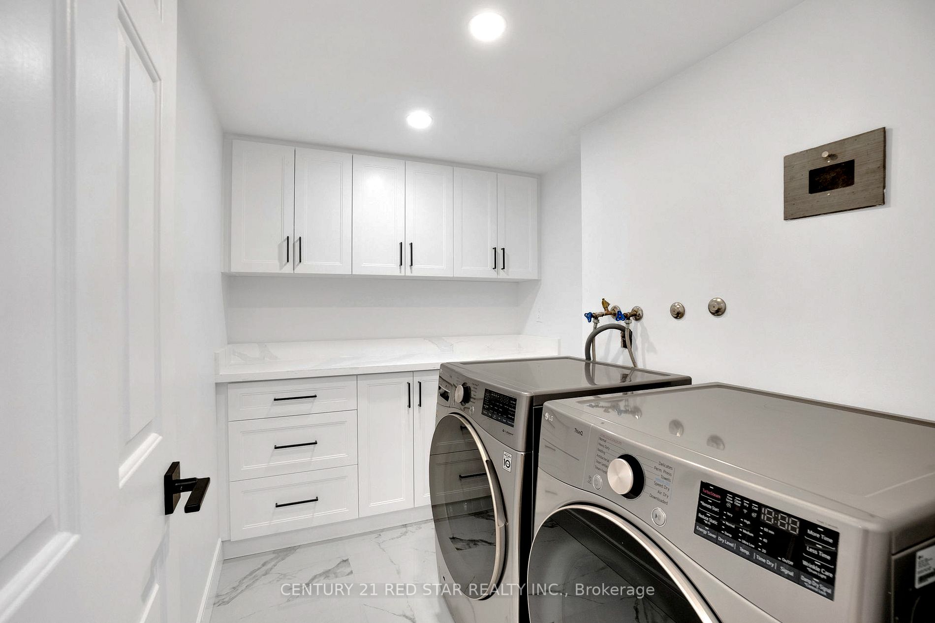 5444 Yonge St, #2101