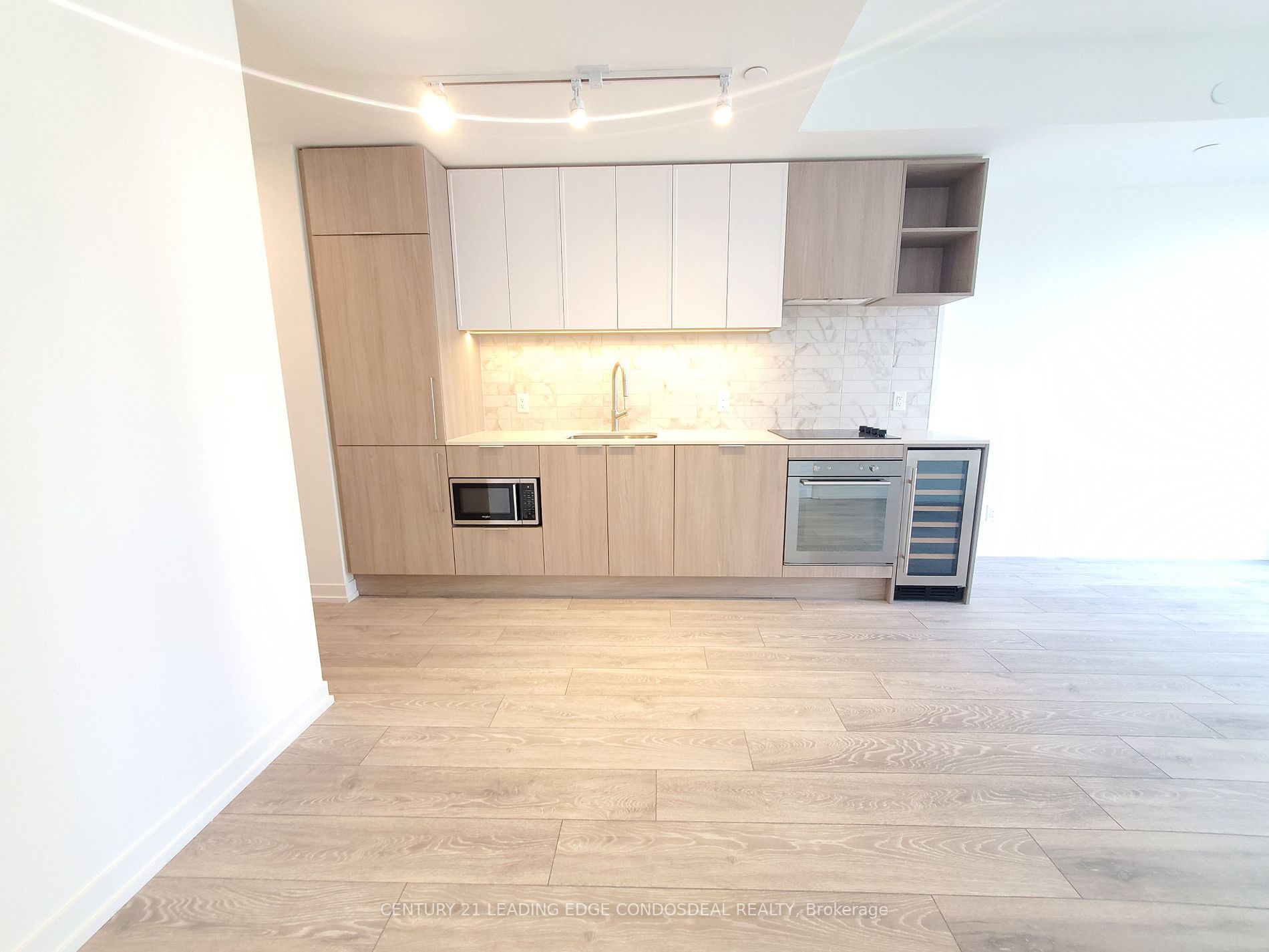 2020 Bathurst St, #309