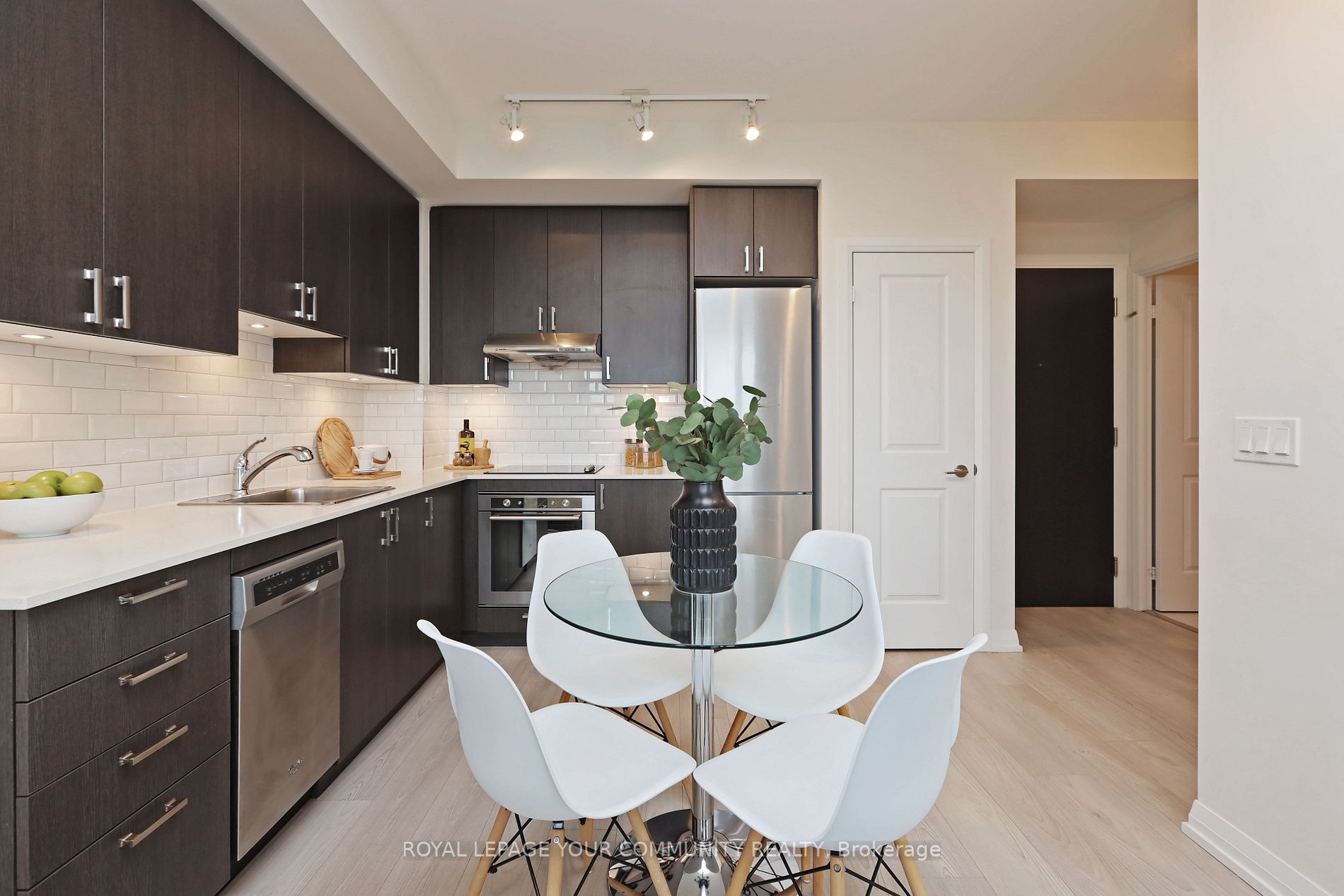 50 Ann O'reilly Rd S, #430