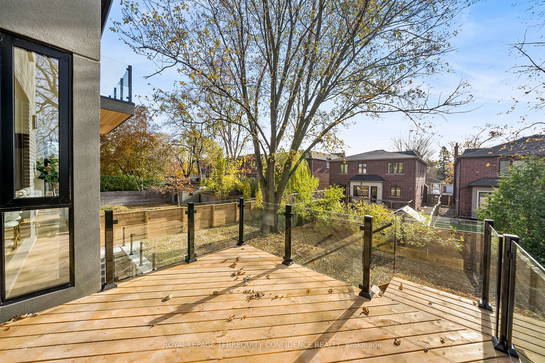 453 Hounslow Ave