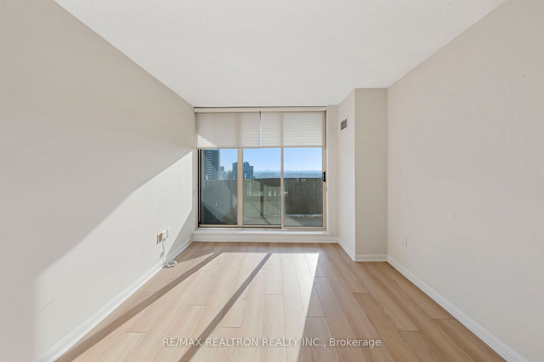 5444 Yonge St, #1803