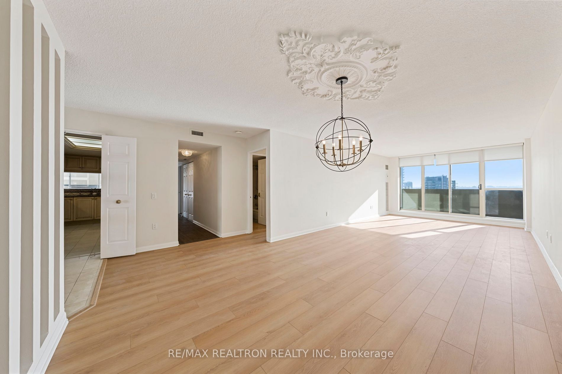 5444 Yonge St, #1803