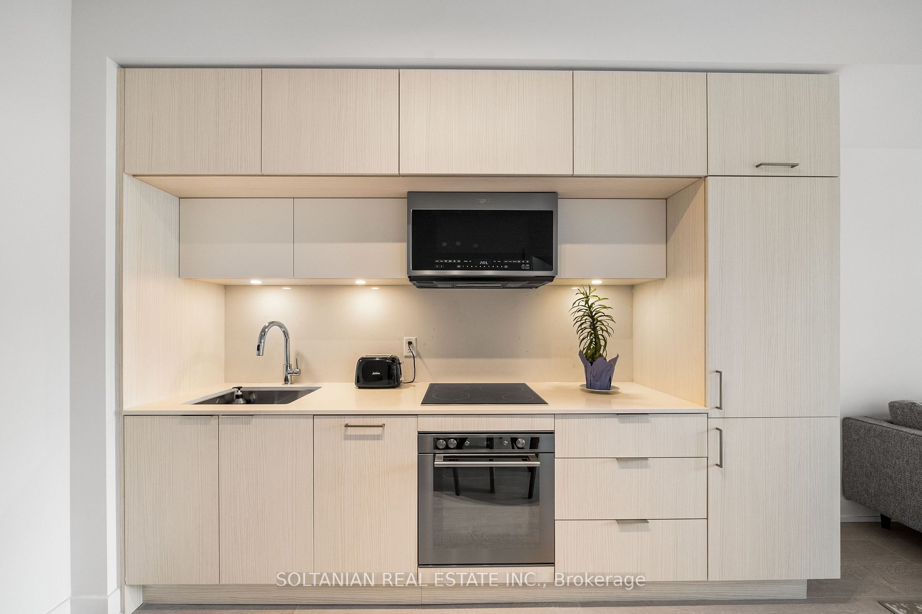 25 Adra Grado Way, #705