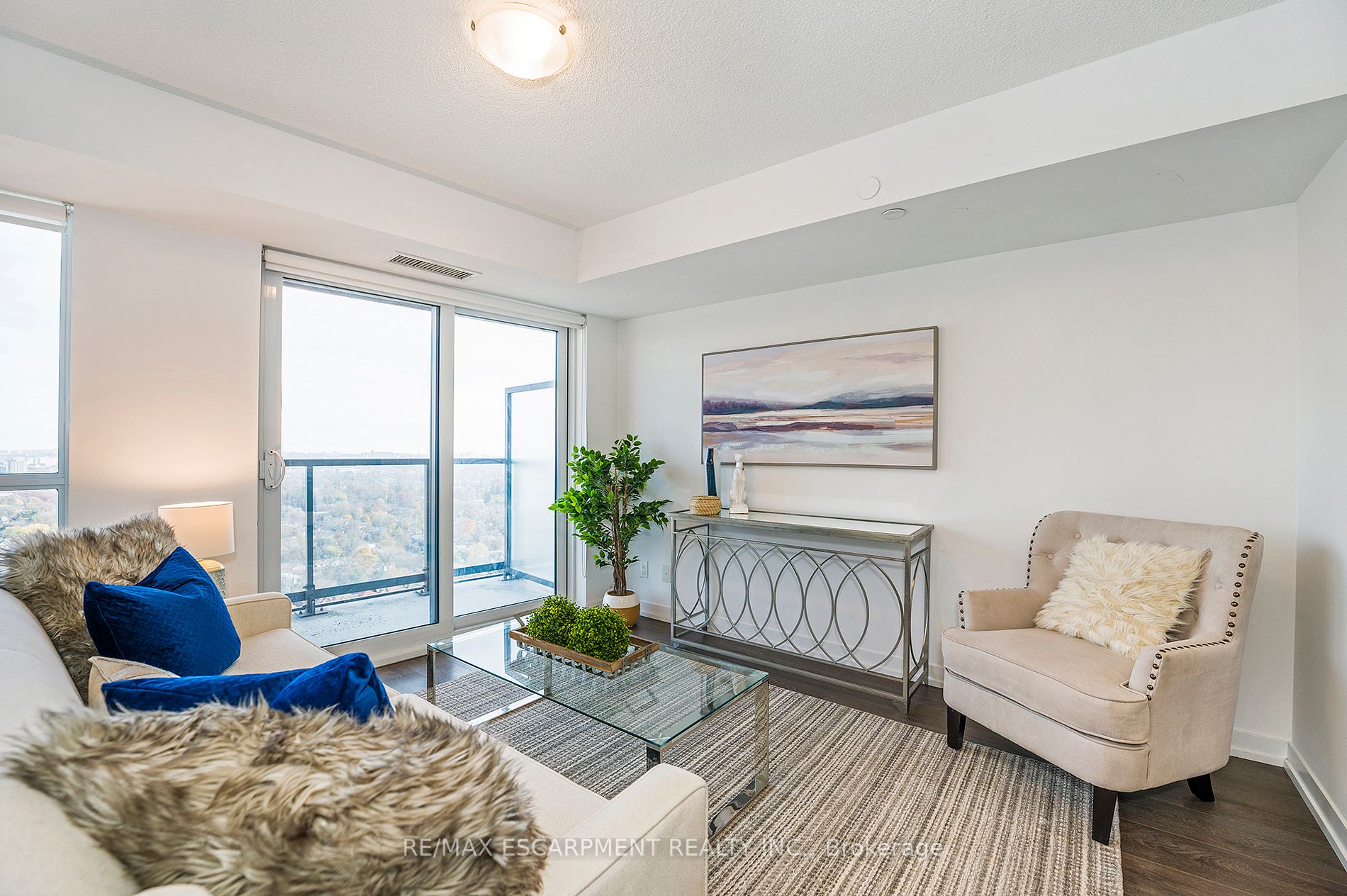 125 Redpath Ave, #3011