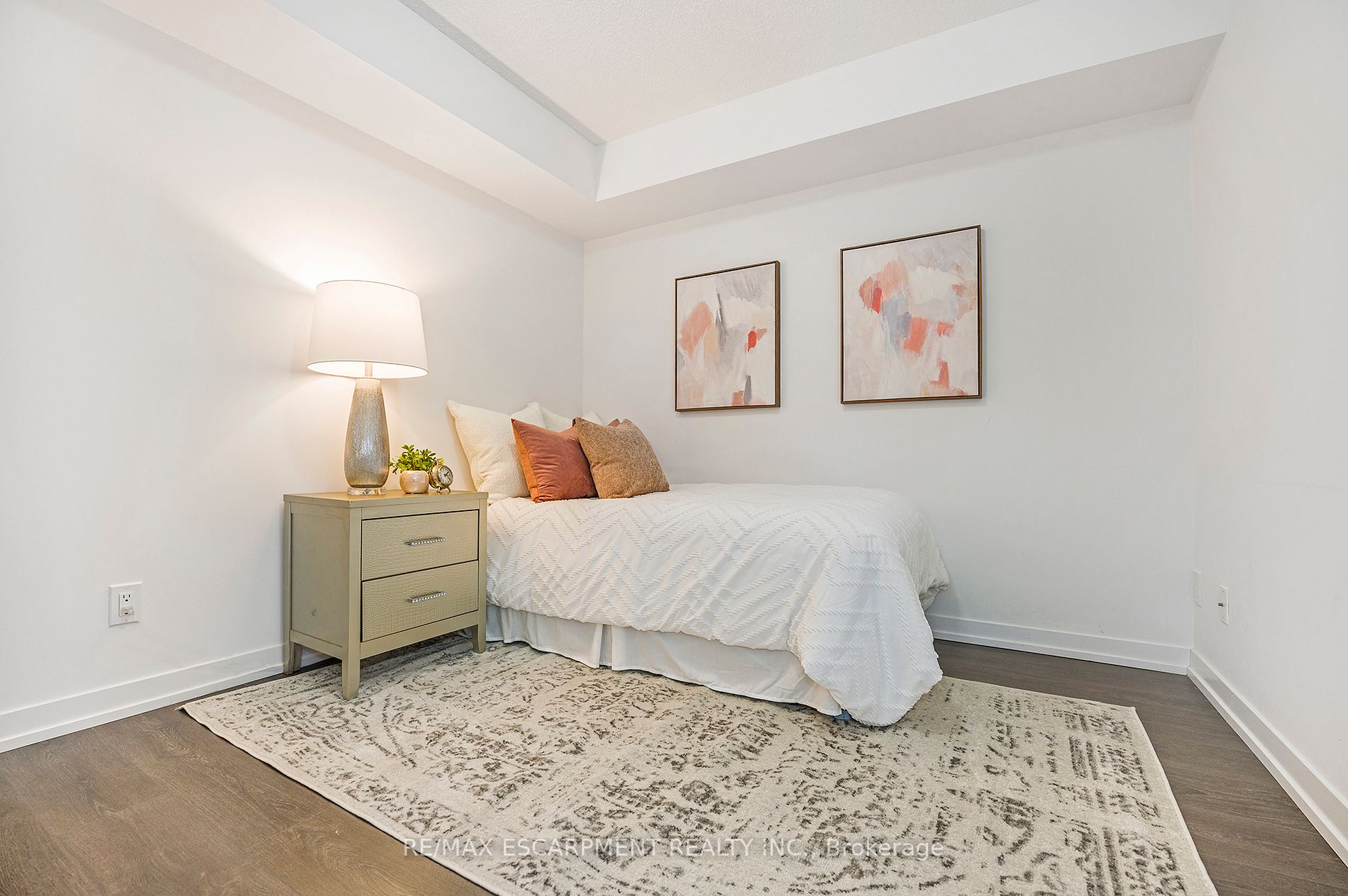 125 Redpath Ave, #3011