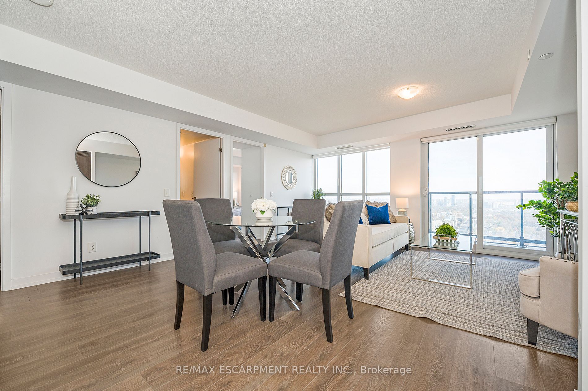 125 Redpath Ave, #3011
