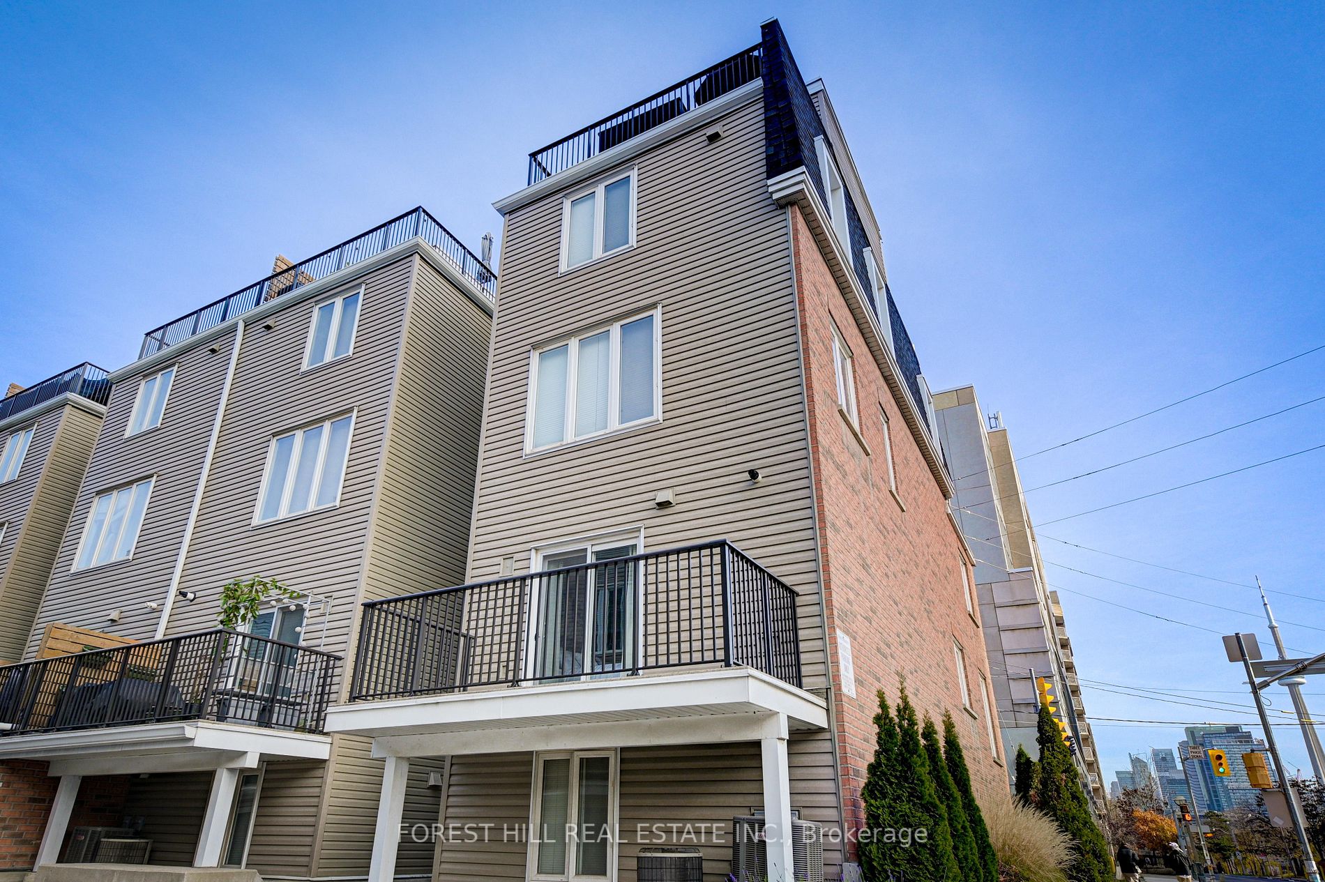 92 Strachan Ave, #638
