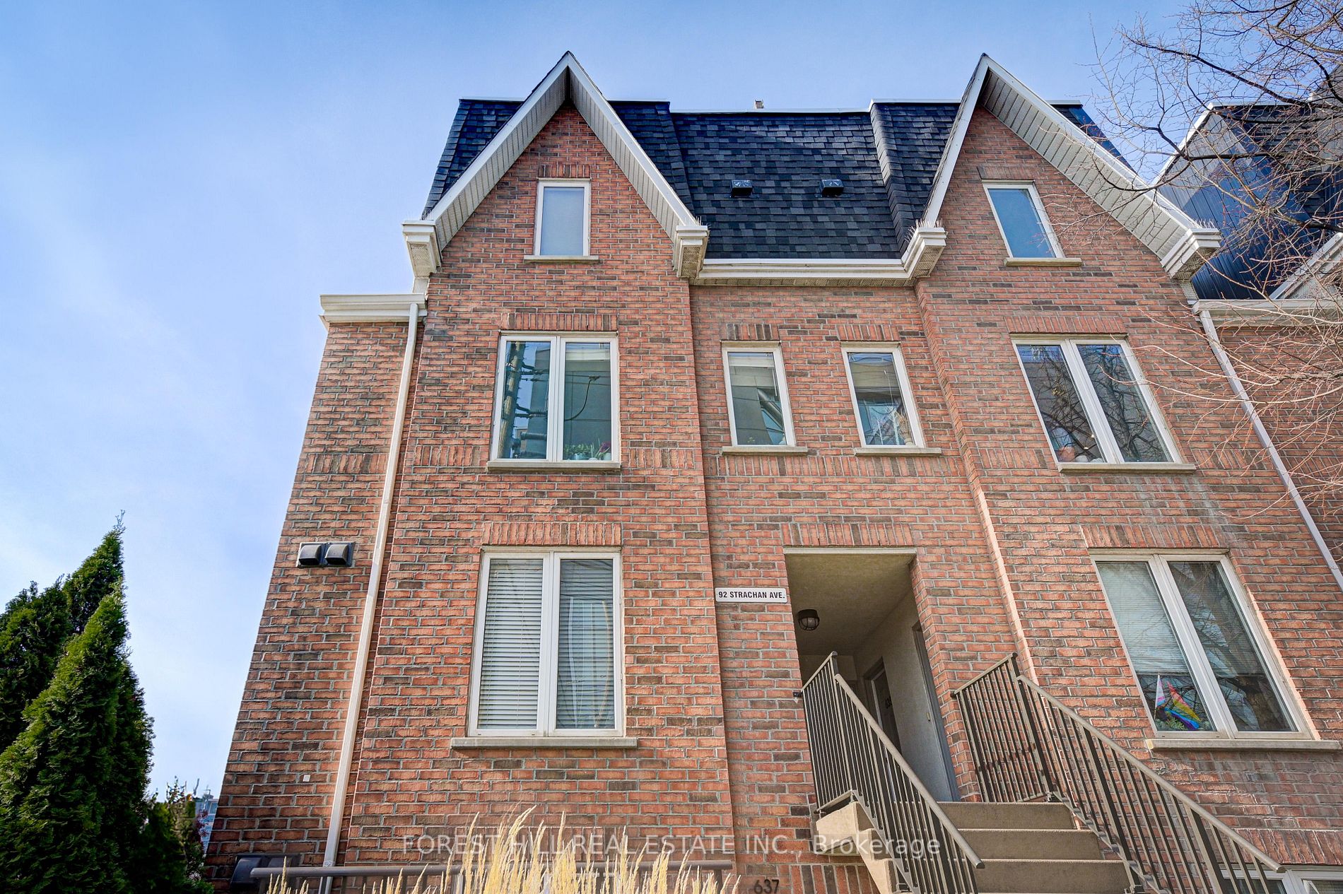 92 Strachan Ave, #638