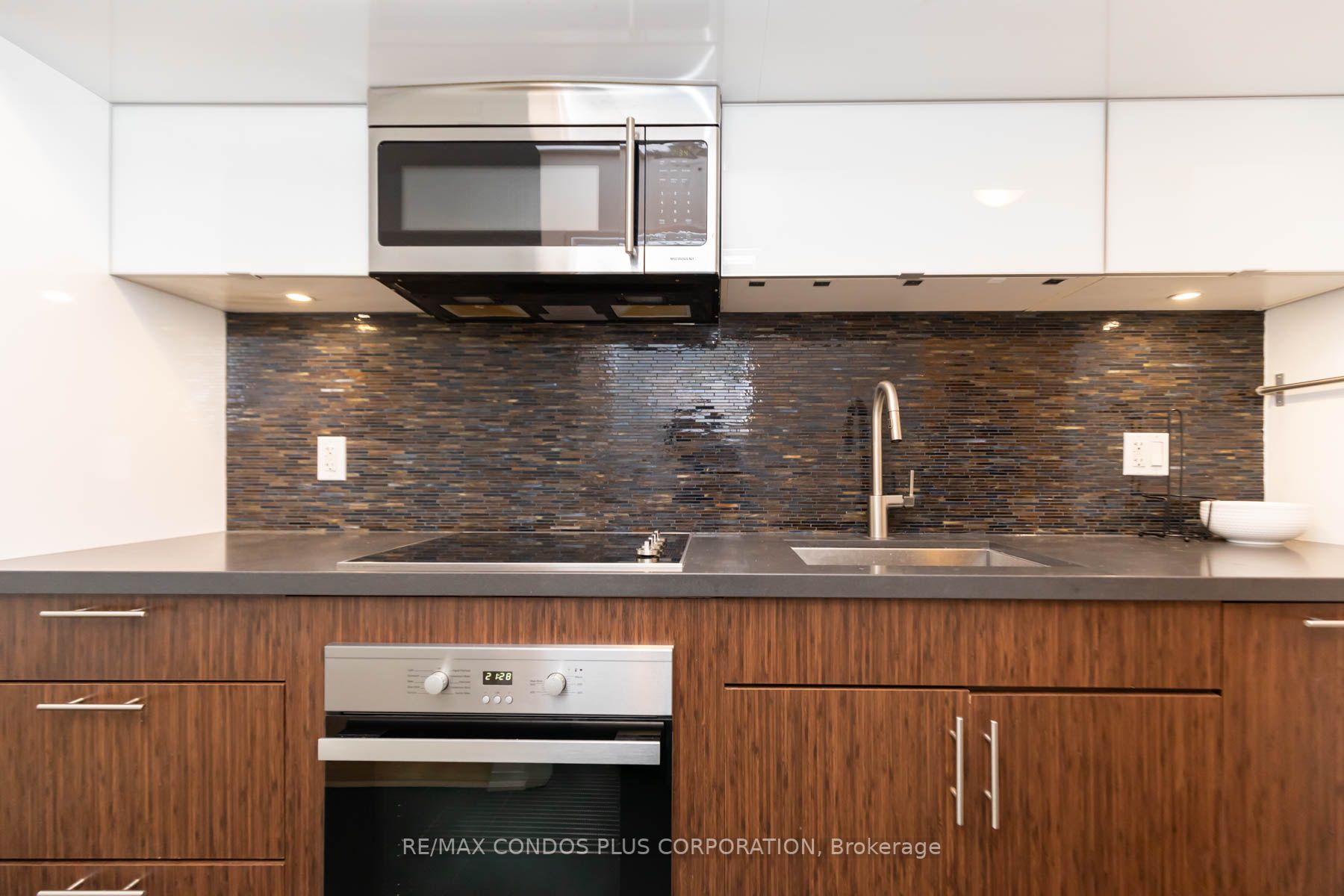 8 Mercer St, #425
