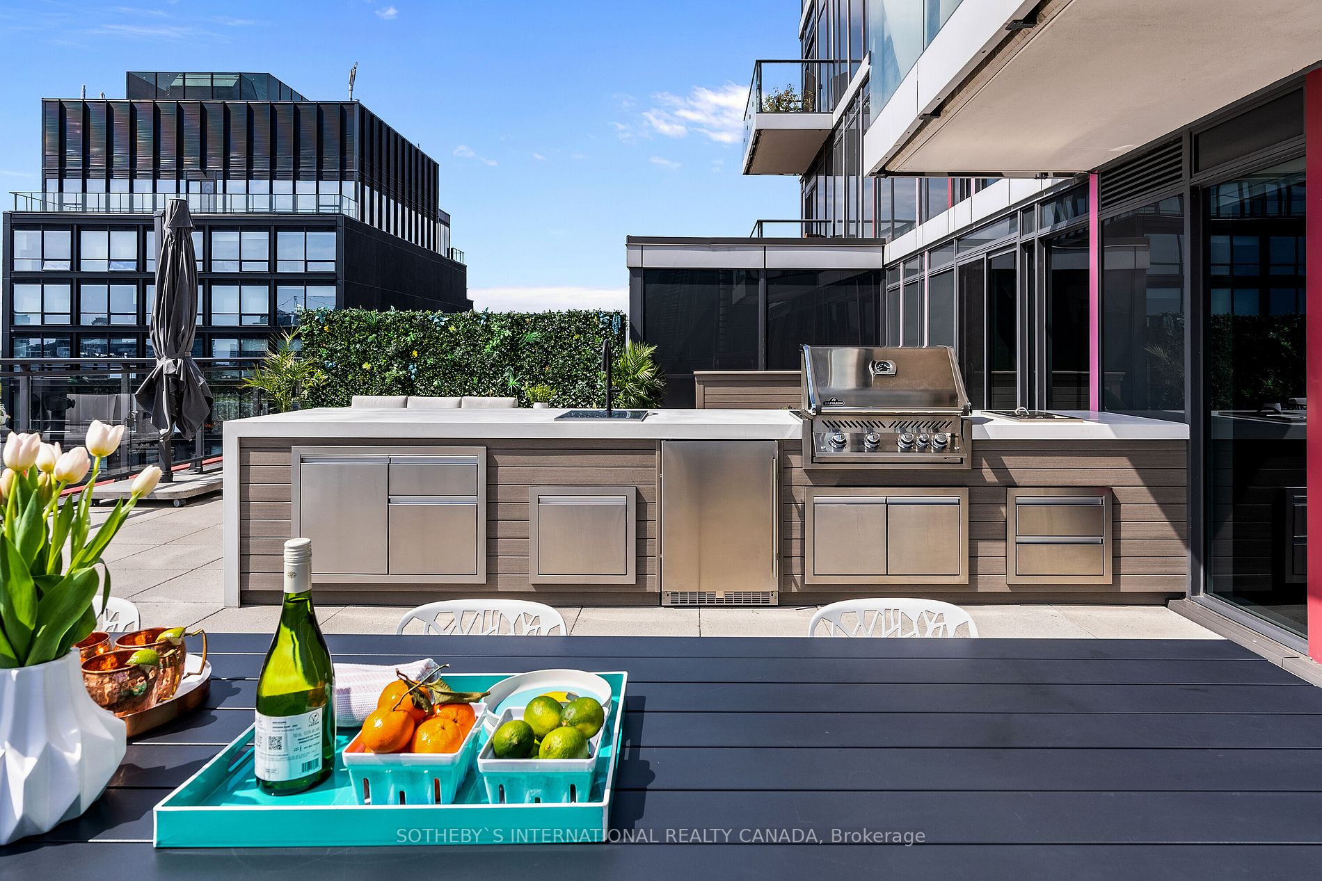 435 Richmond St, #1506
