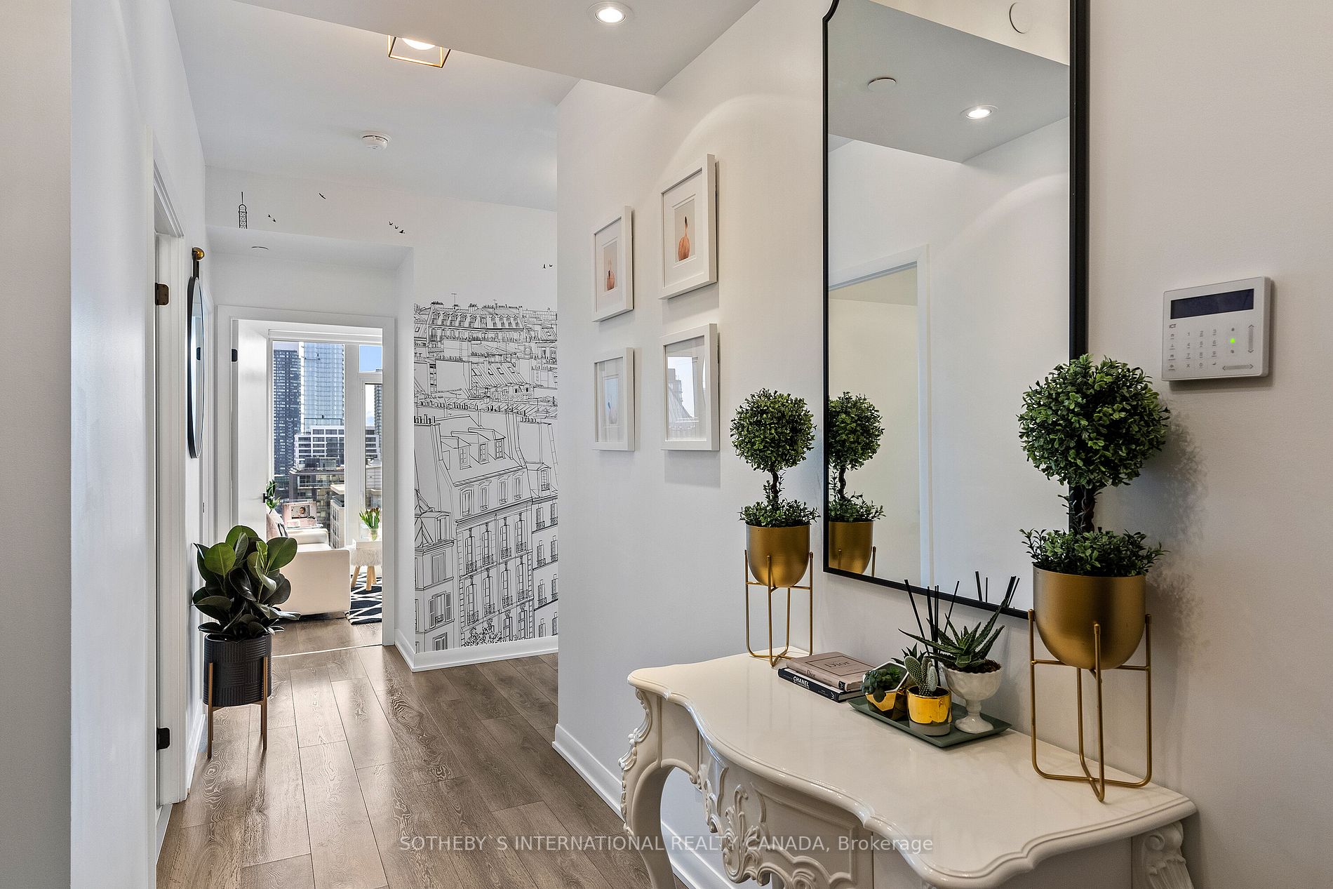 435 Richmond St, #1506