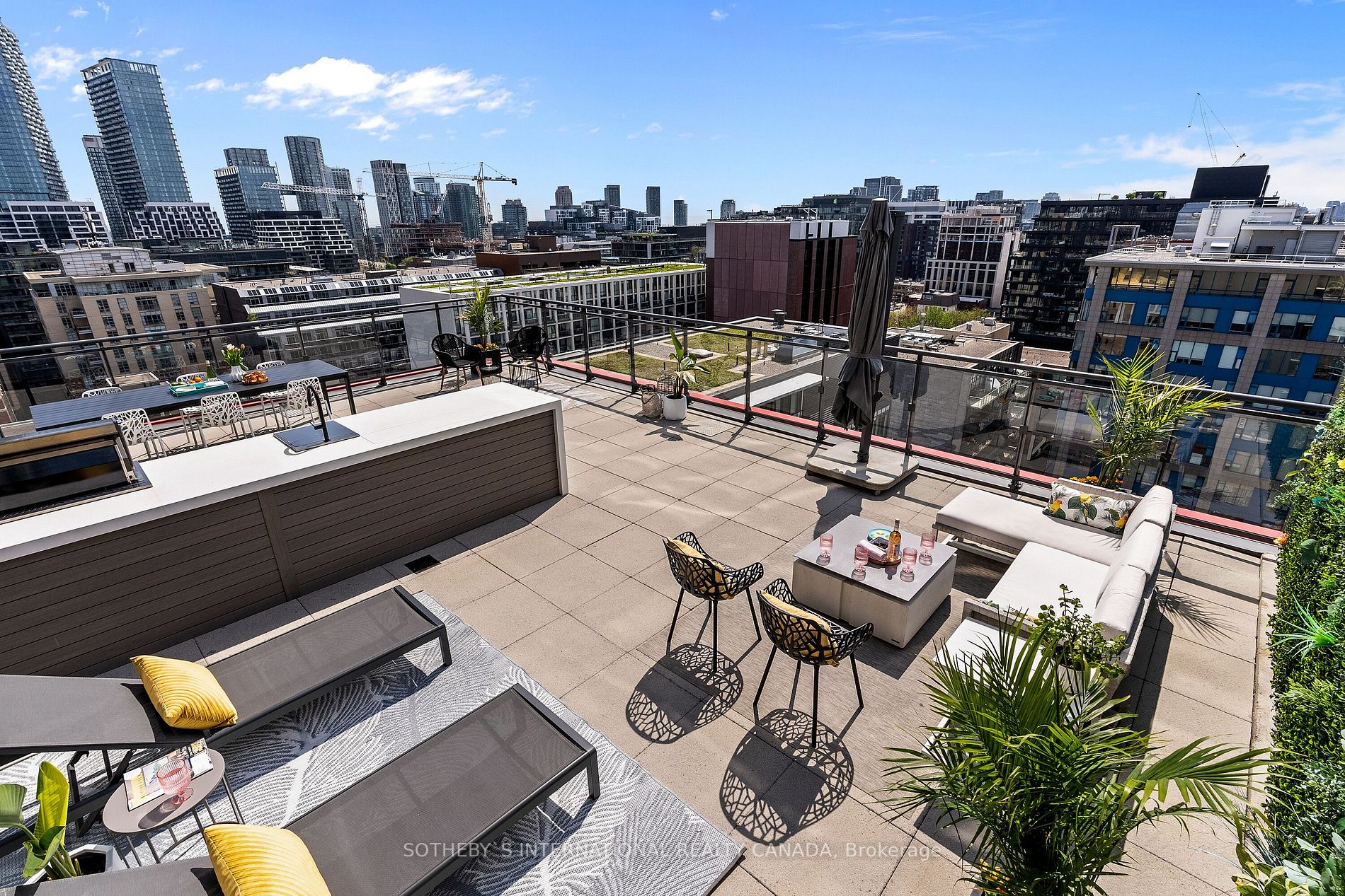 435 Richmond St, #1506
