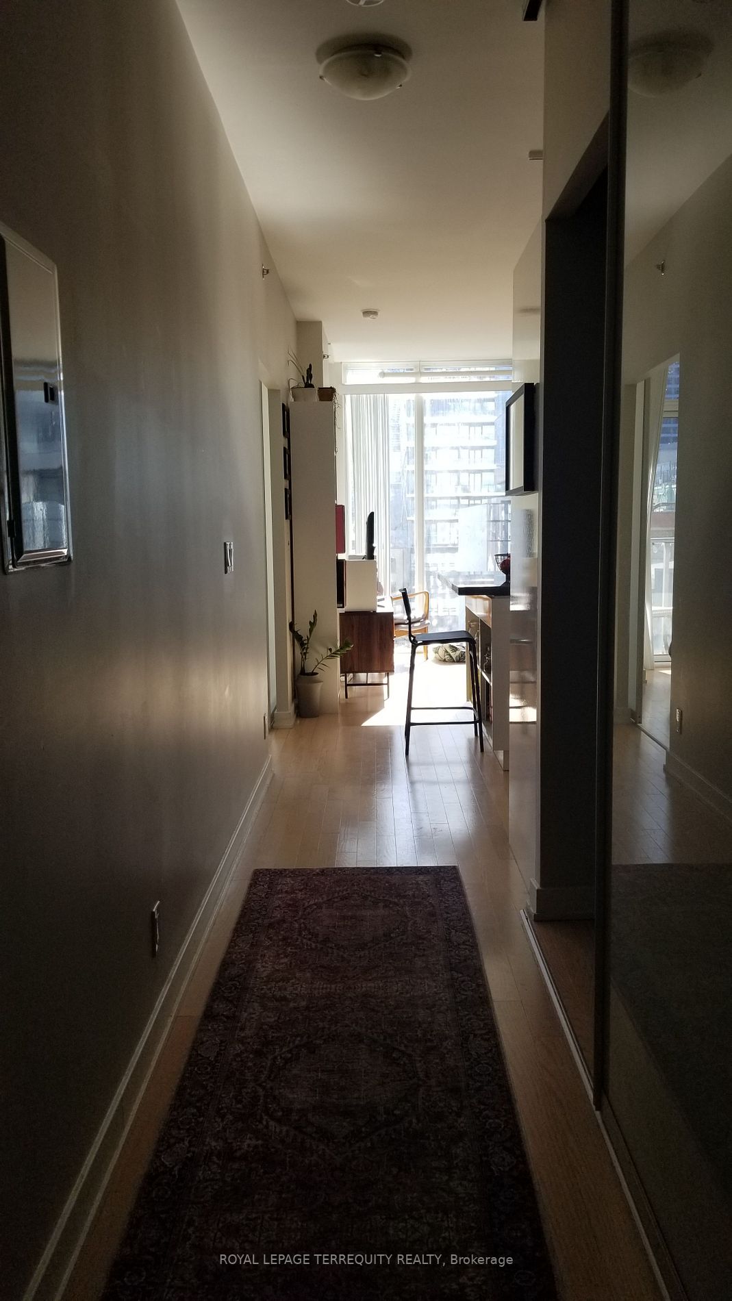 21 Nelson St, #820