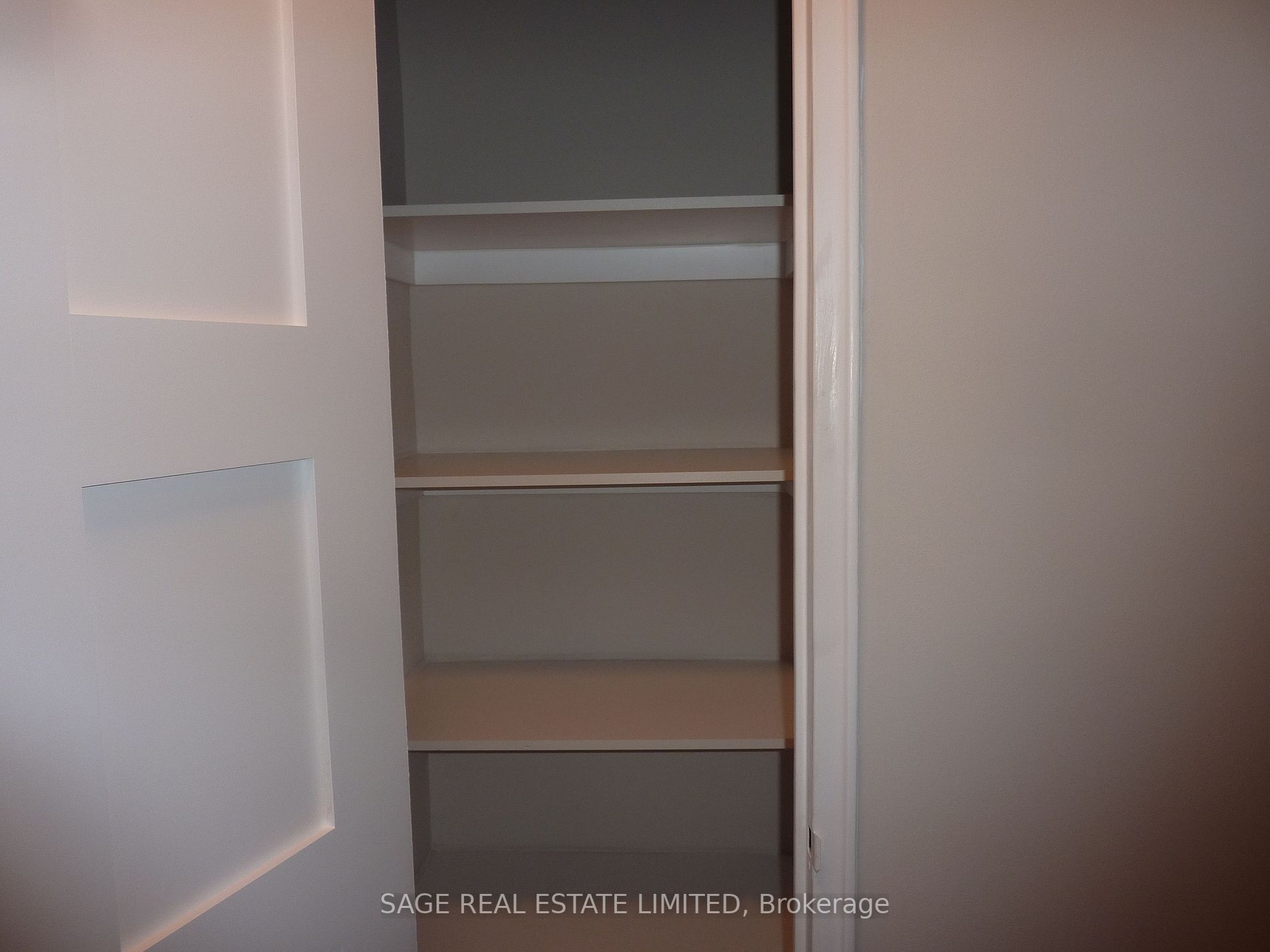 10 Shallmar Blvd, #Ph 3