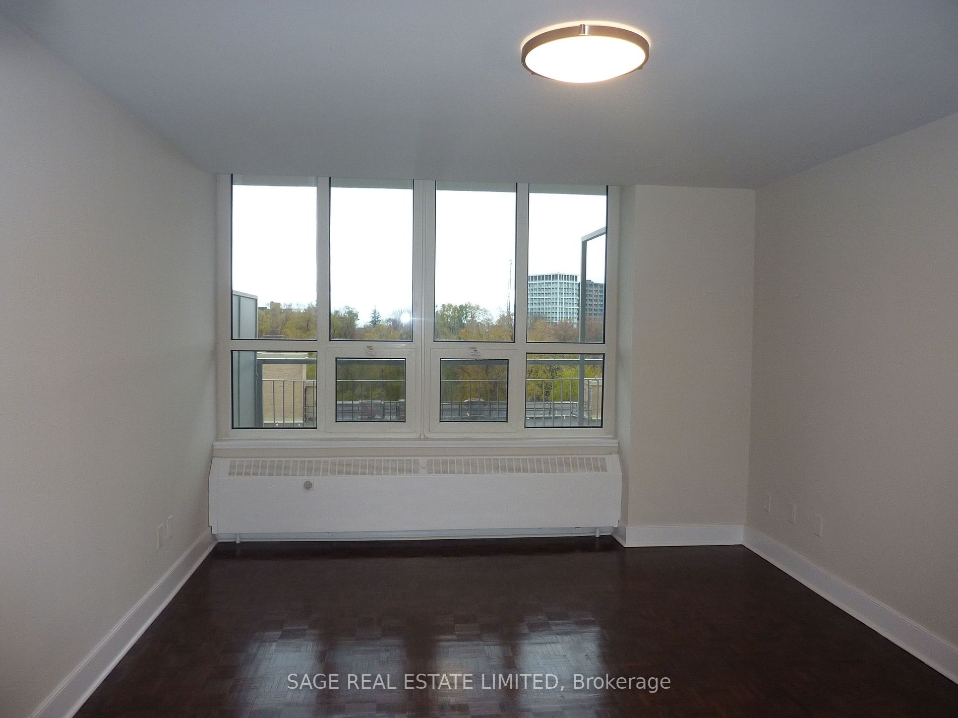 10 Shallmar Blvd, #Ph 3