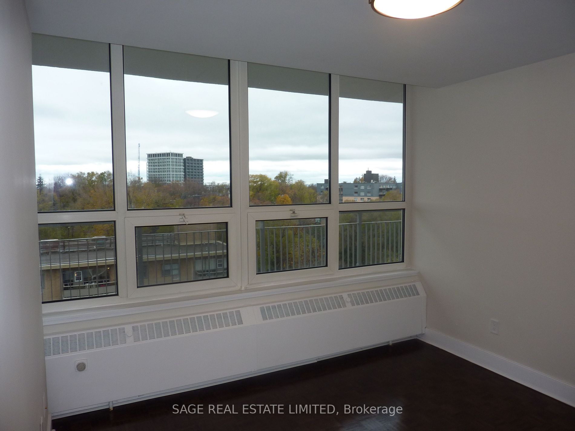 10 Shallmar Blvd, #Ph 3