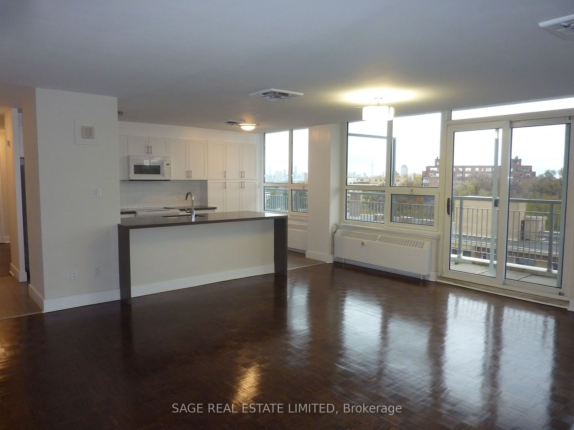 10 Shallmar Blvd, #Ph 3