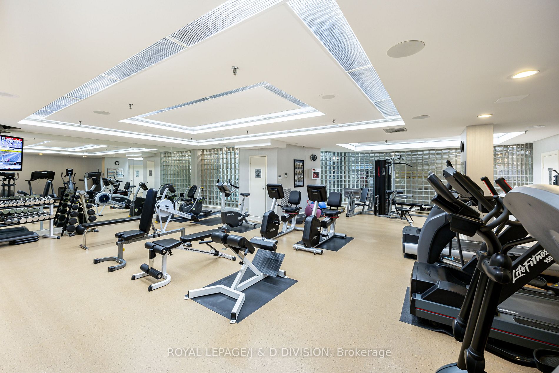 3800 Yonge St, #607