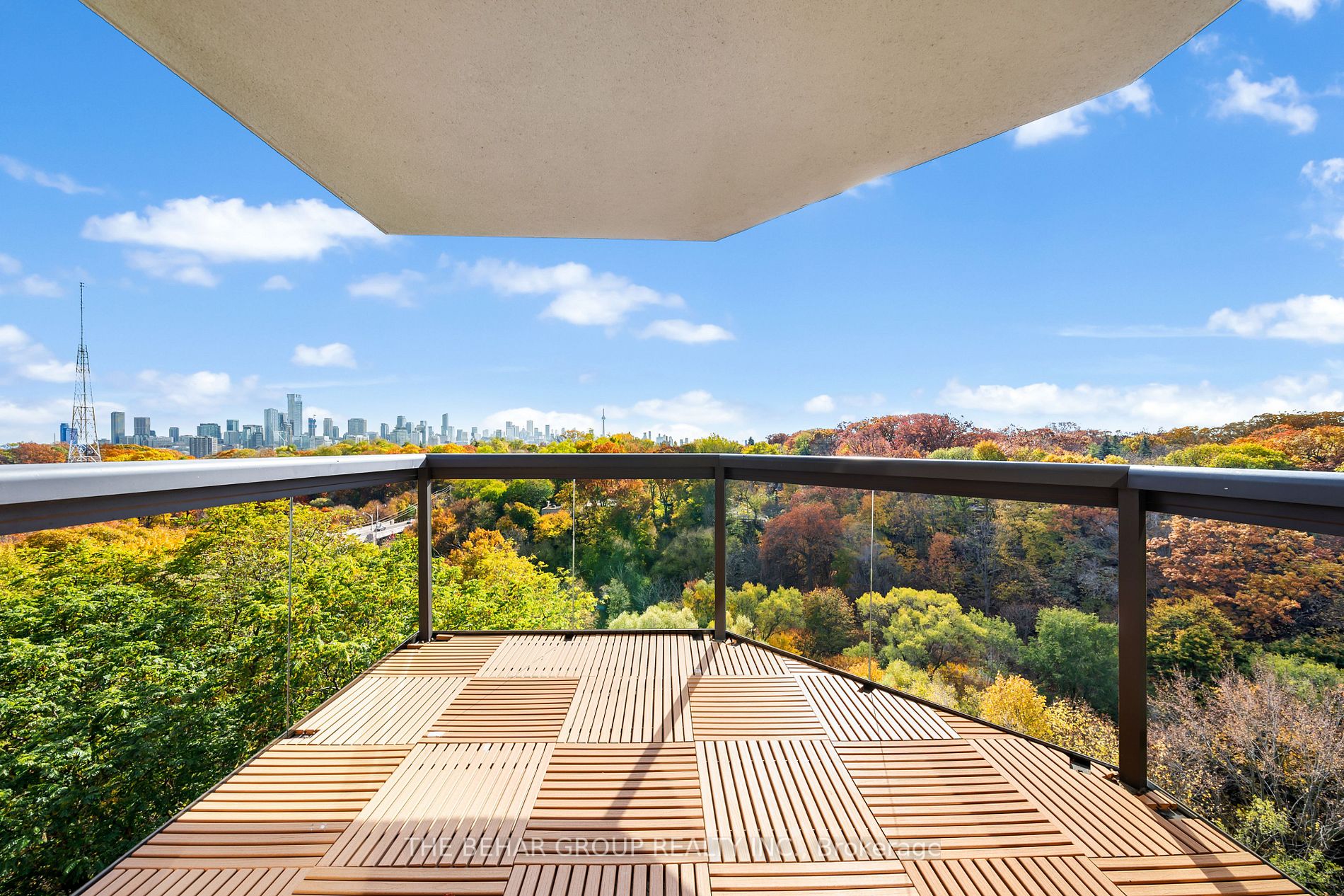 407 Walmer Rd, #701-Ph2