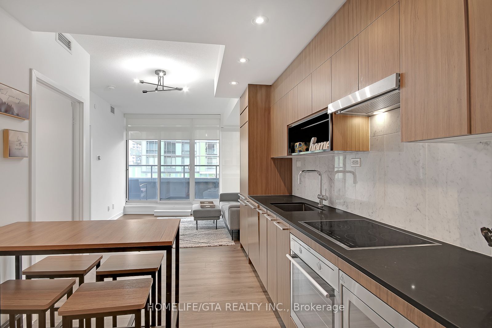 90 Queens Wharf Rd, #201