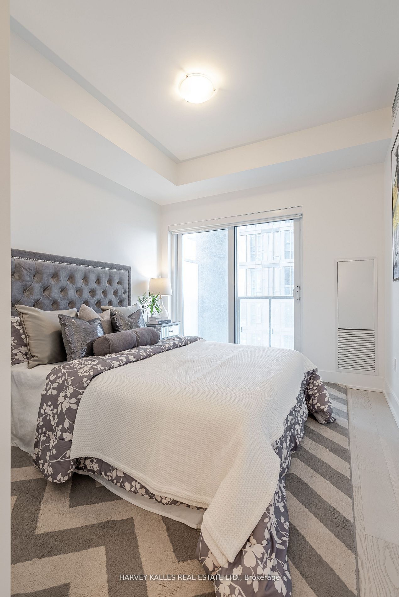 1 Yorkville Ave, #4101