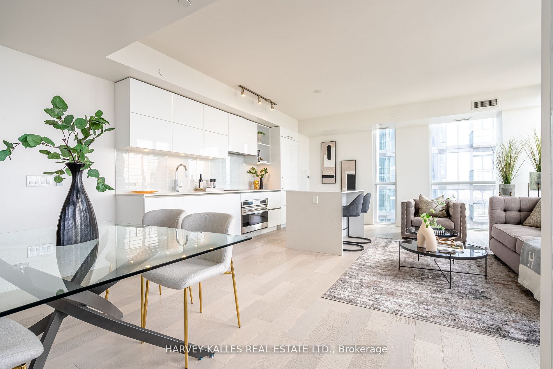 1 Yorkville Ave, #4101