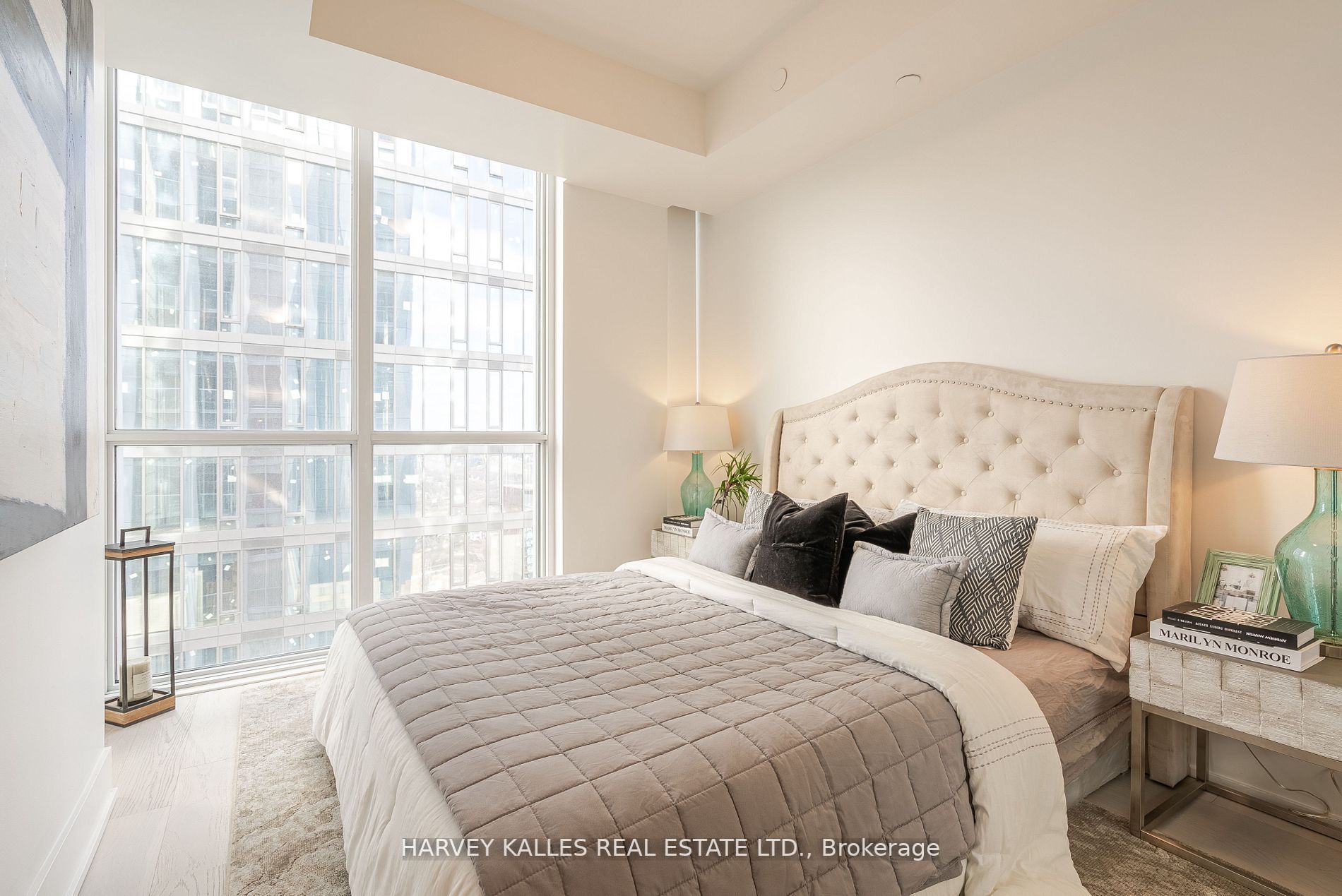 1 Yorkville Ave, #4101
