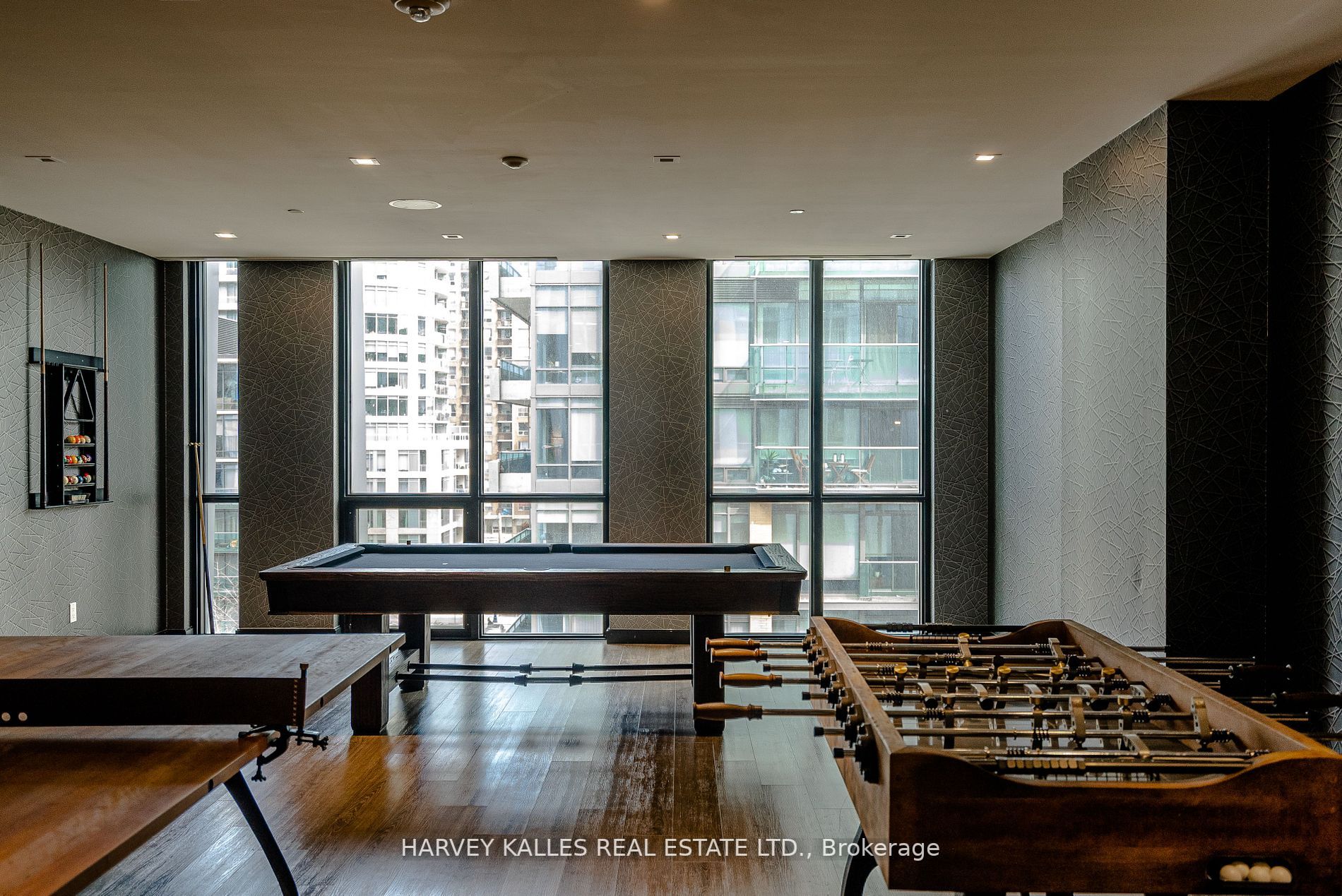 1 Yorkville Ave, #4101