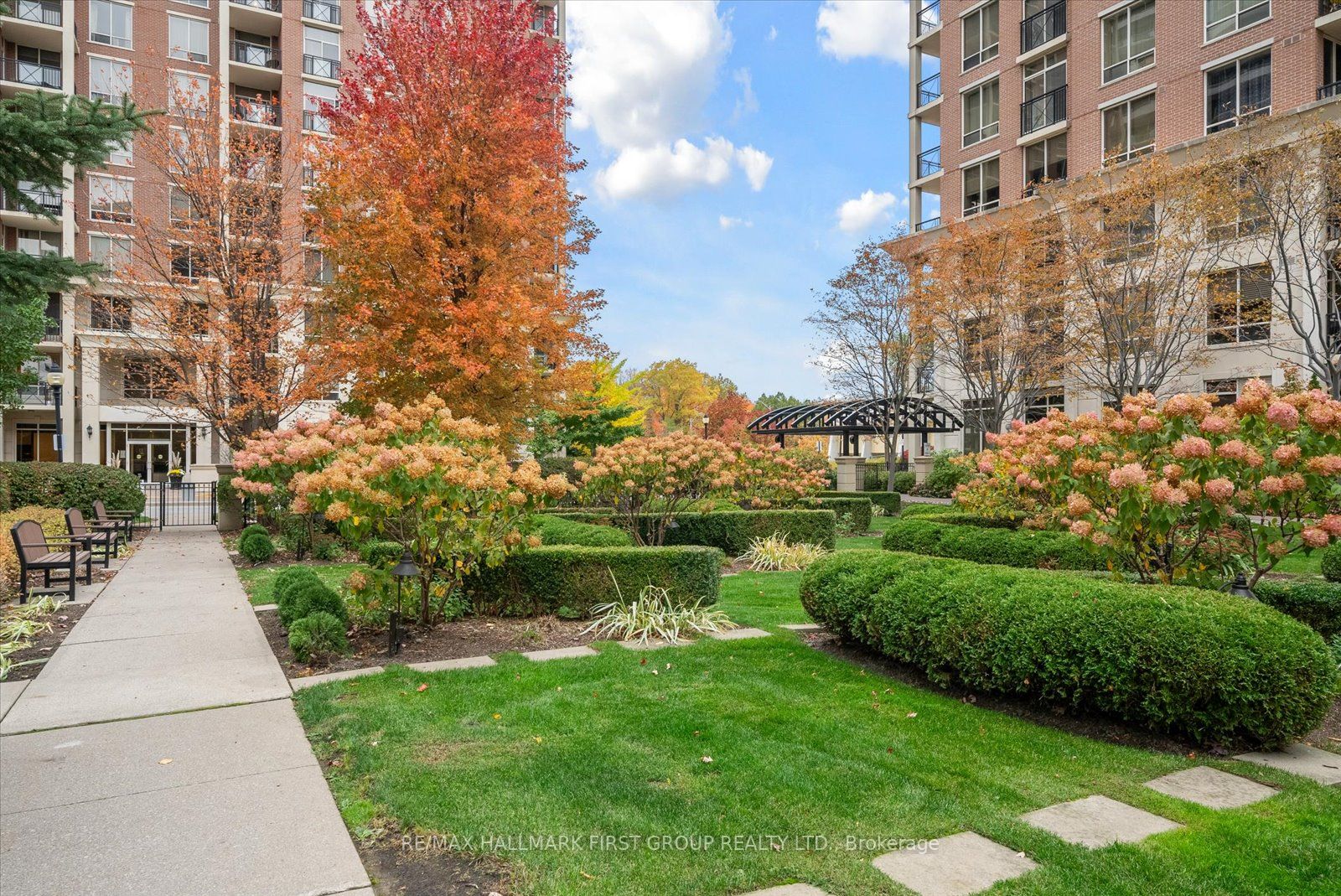 1103 Leslie St, #1006