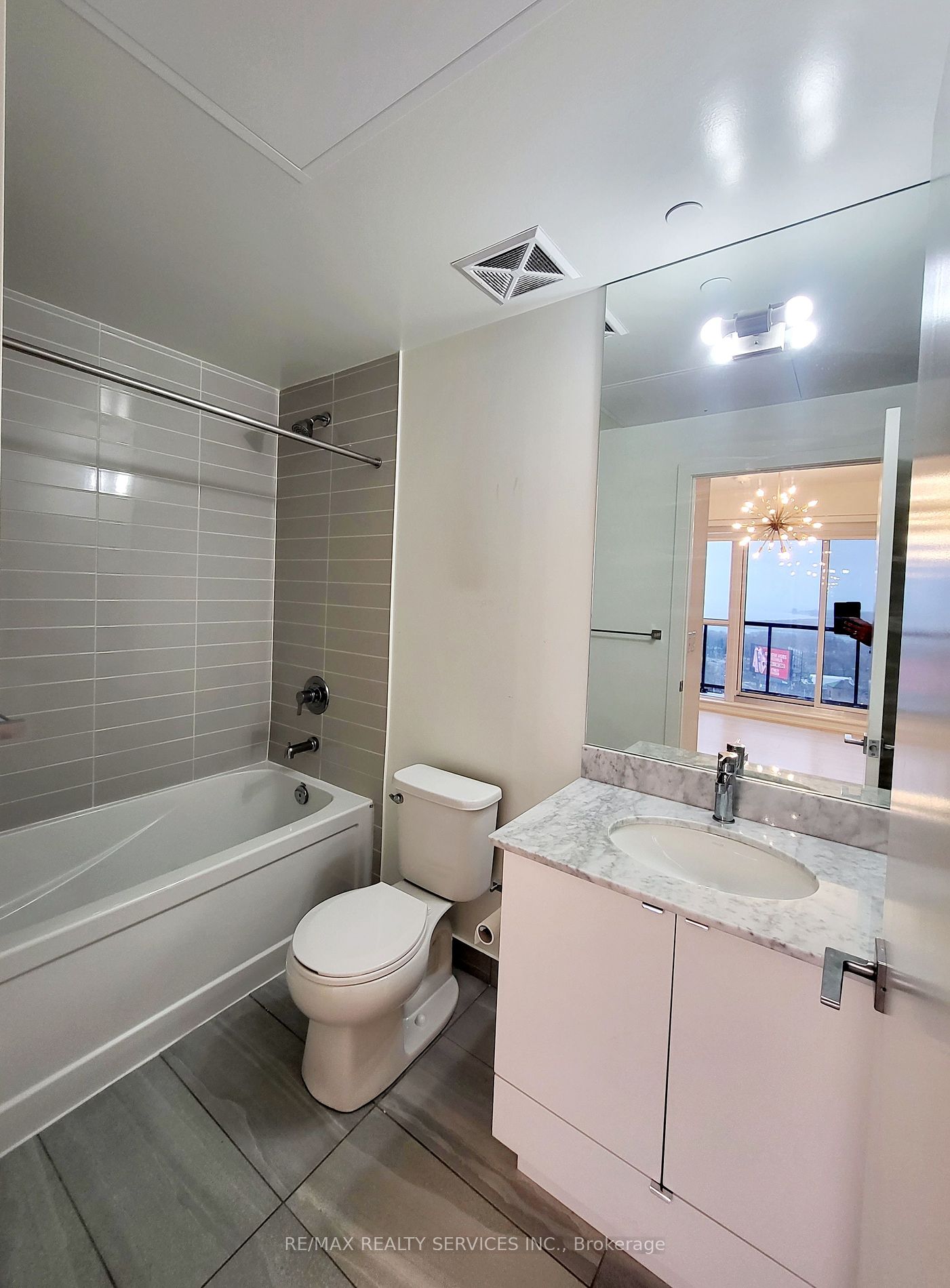 49 East Liberty St S, #1503