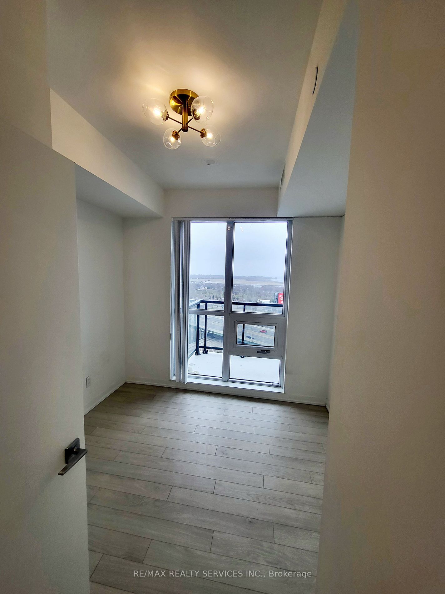 49 East Liberty St S, #1503