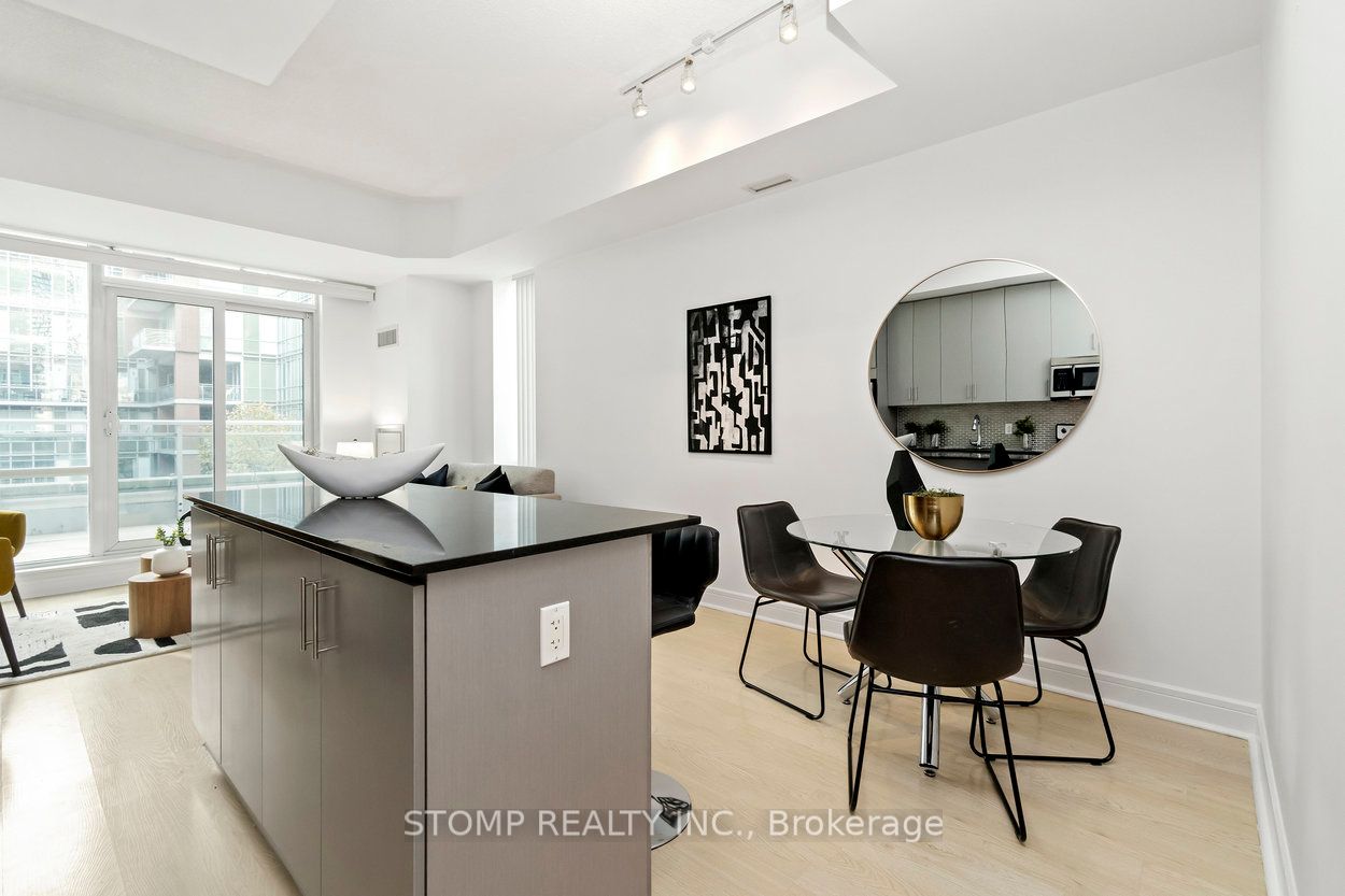 116 George St, #414