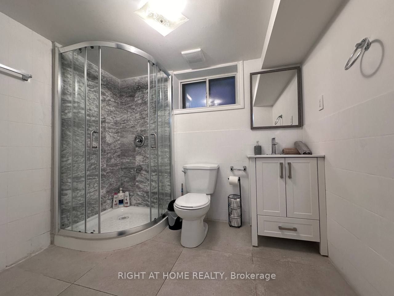 77 Northcote Ave