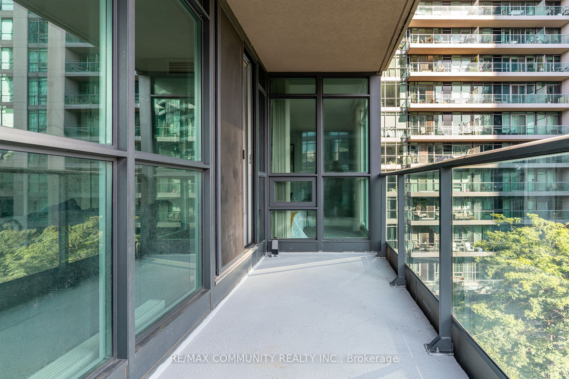 209 Fort York Blvd, #563