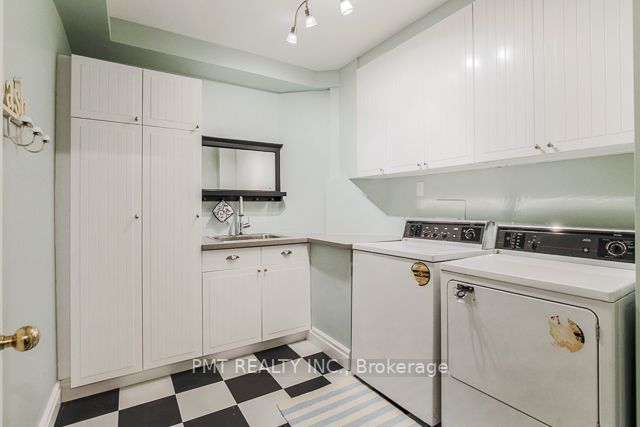 379 Bedford Park Ave