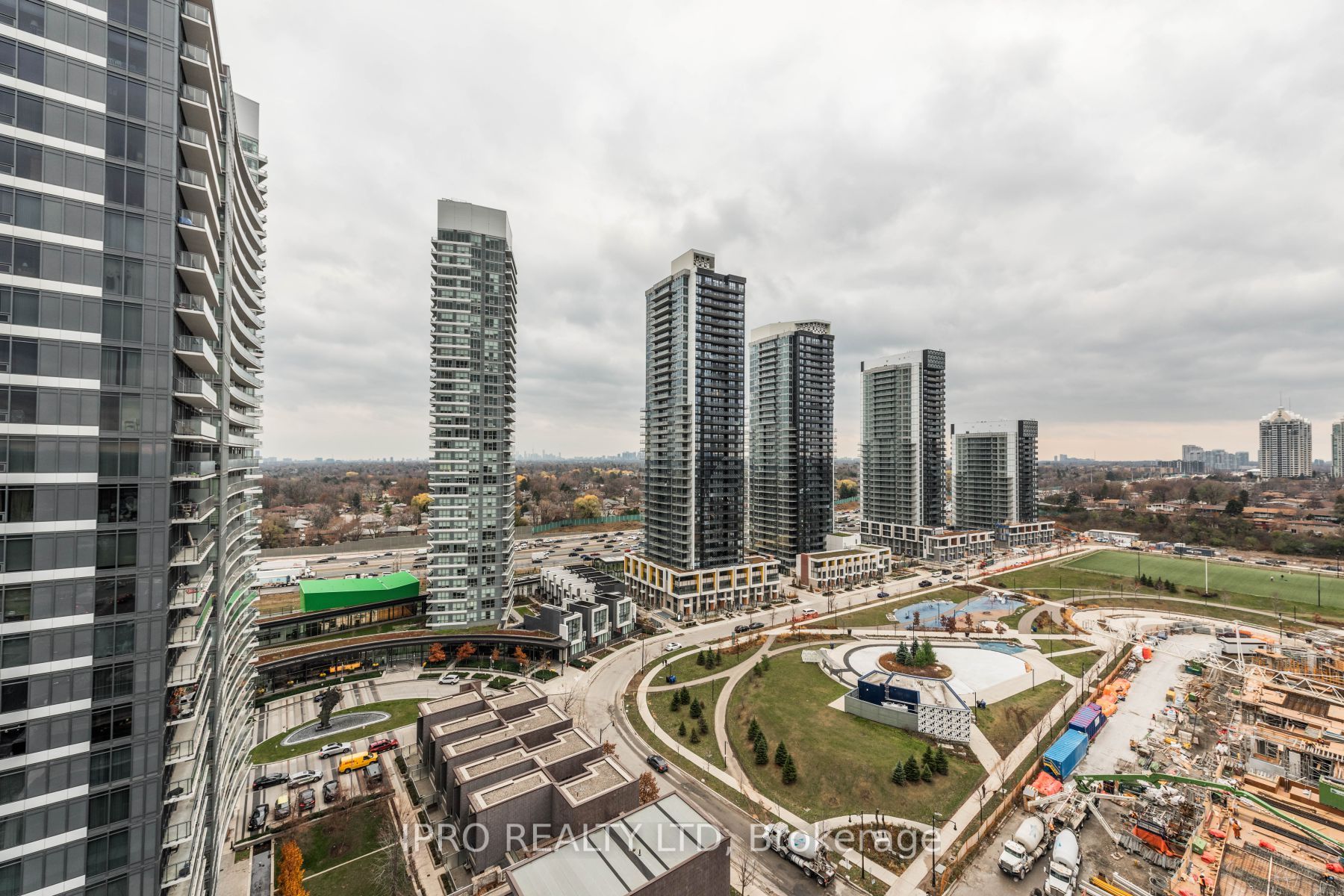 72 Esther Shiner Blvd, #2115
